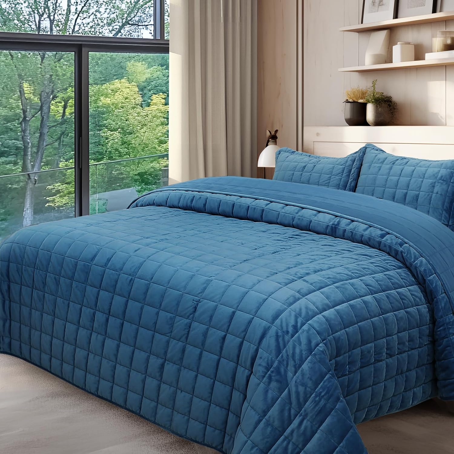 Velvet Quilt King Size, Luxury Soft Bedding Set, Lightweight Cozy Warm Quilted 3-Piece Velvet Coverlet Bedspread Set with 2 Pillow Shams for All Season, Blue