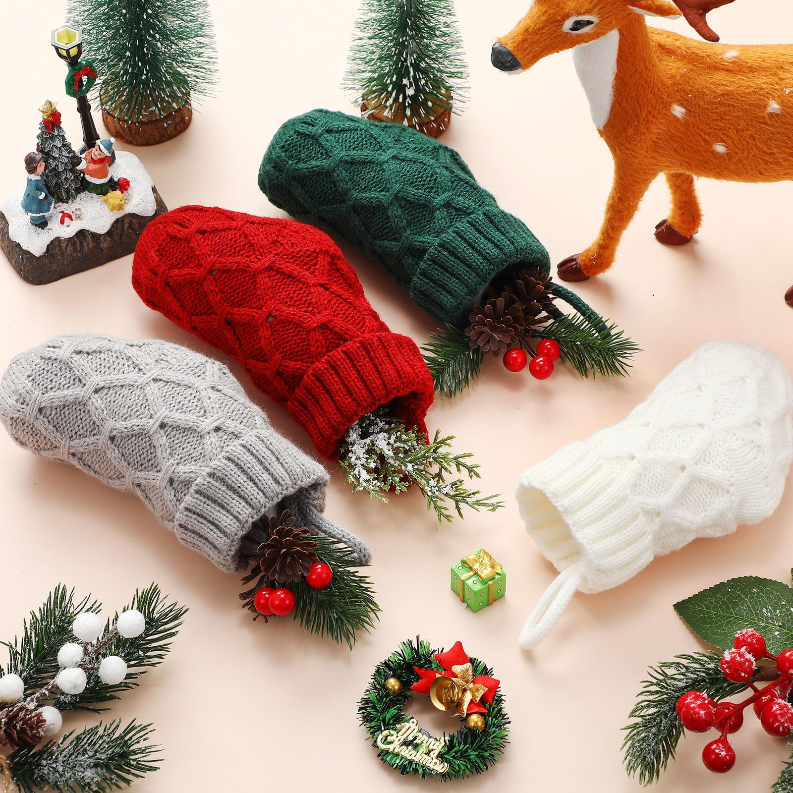 Geyoga Mini-Weihnachtsstrümpfe, gestrickt, 15,2 cm, Zopfstrickstrümpfe, Großpackung, Weihnachtsdekoration für Weihnachtsbaum, Kamin, Urlaub, Party, Gastgeschenk (rot, grün, weiß, grau), 24 Stück