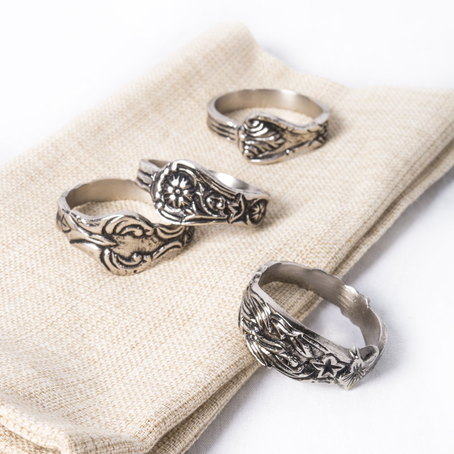 ナプキンリング★アンティークシルバー★バラ★透かし彫り★5個組 Amazon｜DII ナプキンリングセット 装飾詰め合わせ フリーサイズ