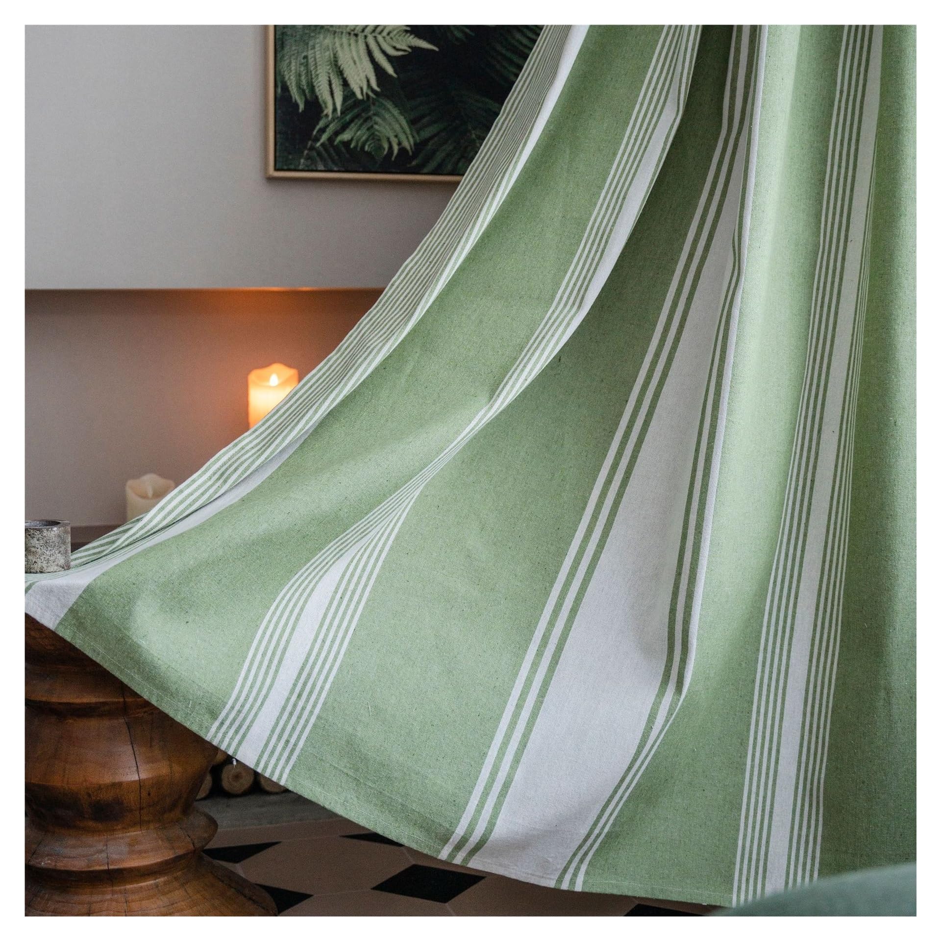 Rideaux en coton et lin occultant partiel contre le vis-à-vis du salon et de la chambre