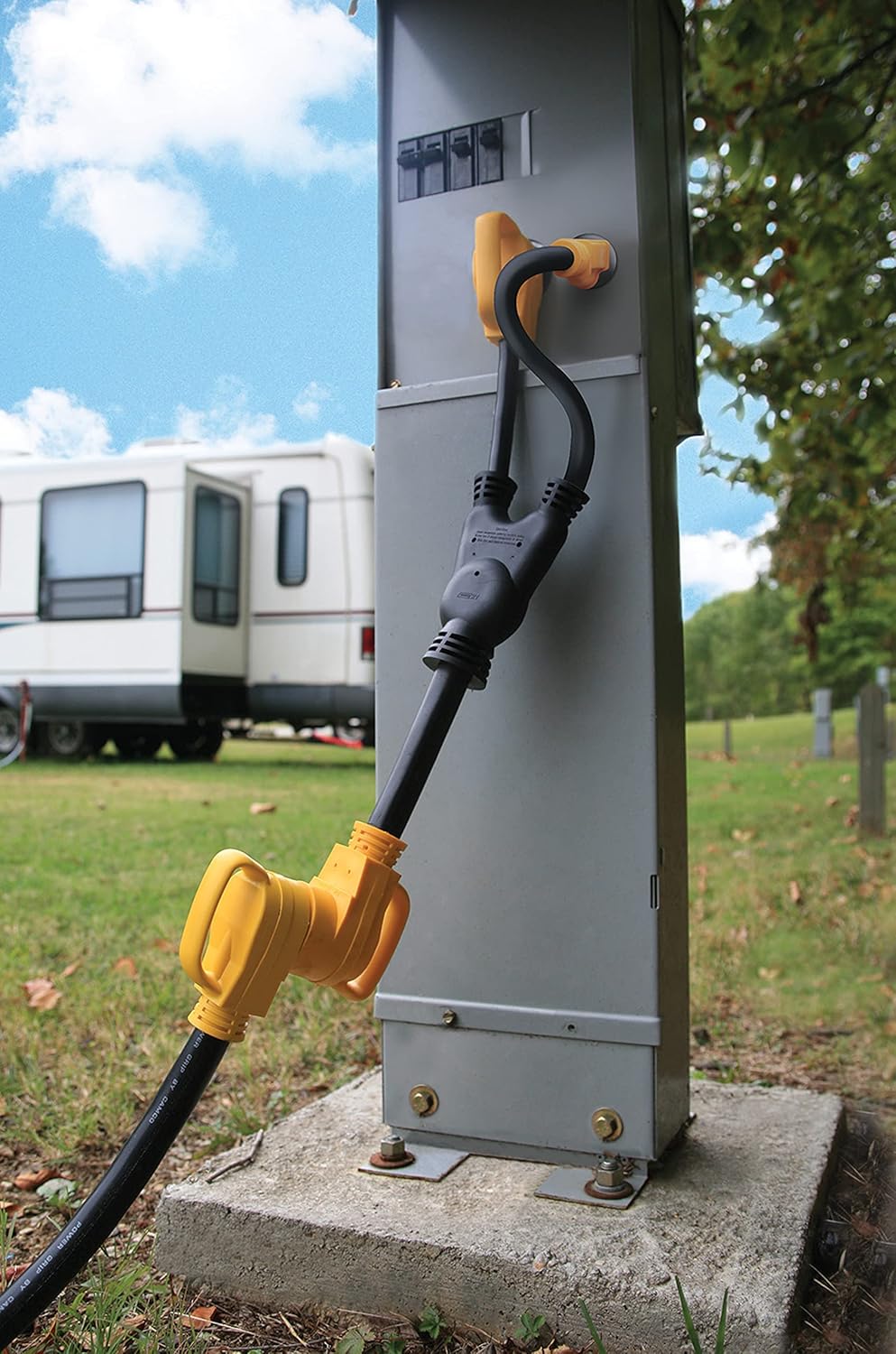 Camco PowerGrip Camper/RV Maximizer 45-Amp Adapter - Combines 15A & 30A Outlets for 45A Power |-Durable, Easy-to-Use RV Electrical Adapter - 125V/5625W (21050)