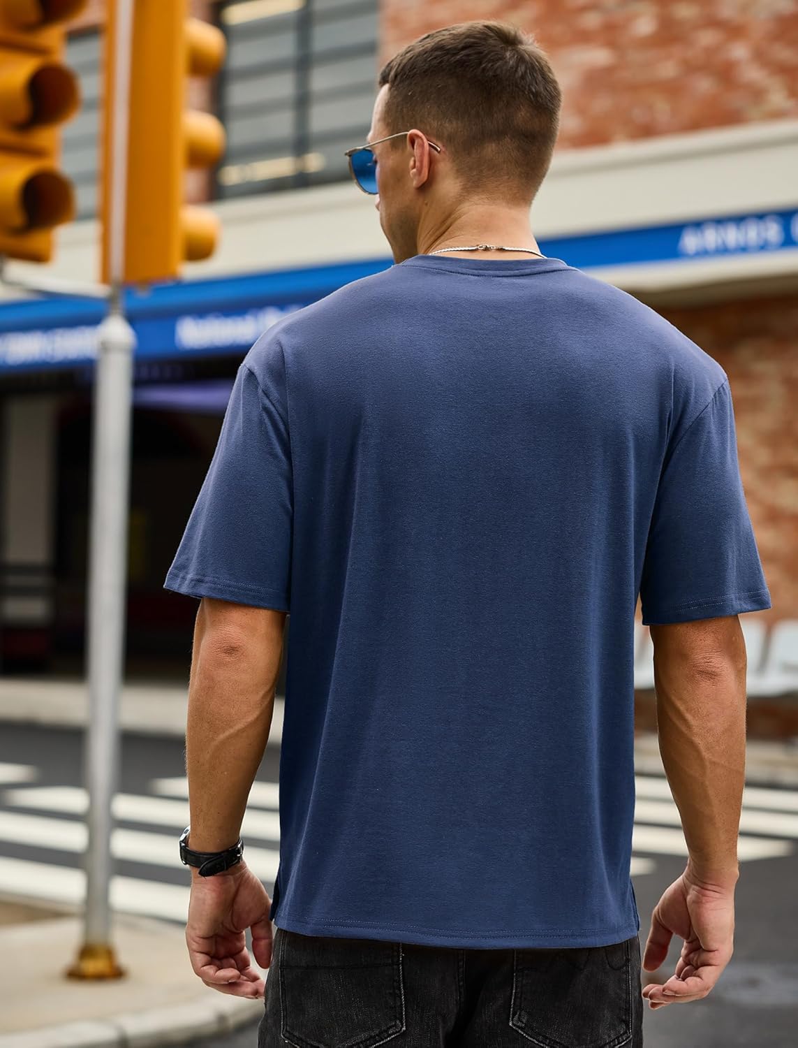 YawYews Mens Athletic Oversized Tshirts Lightweight Moisture Wicking Quick Dry Workout Tee with Pocket - Image 3