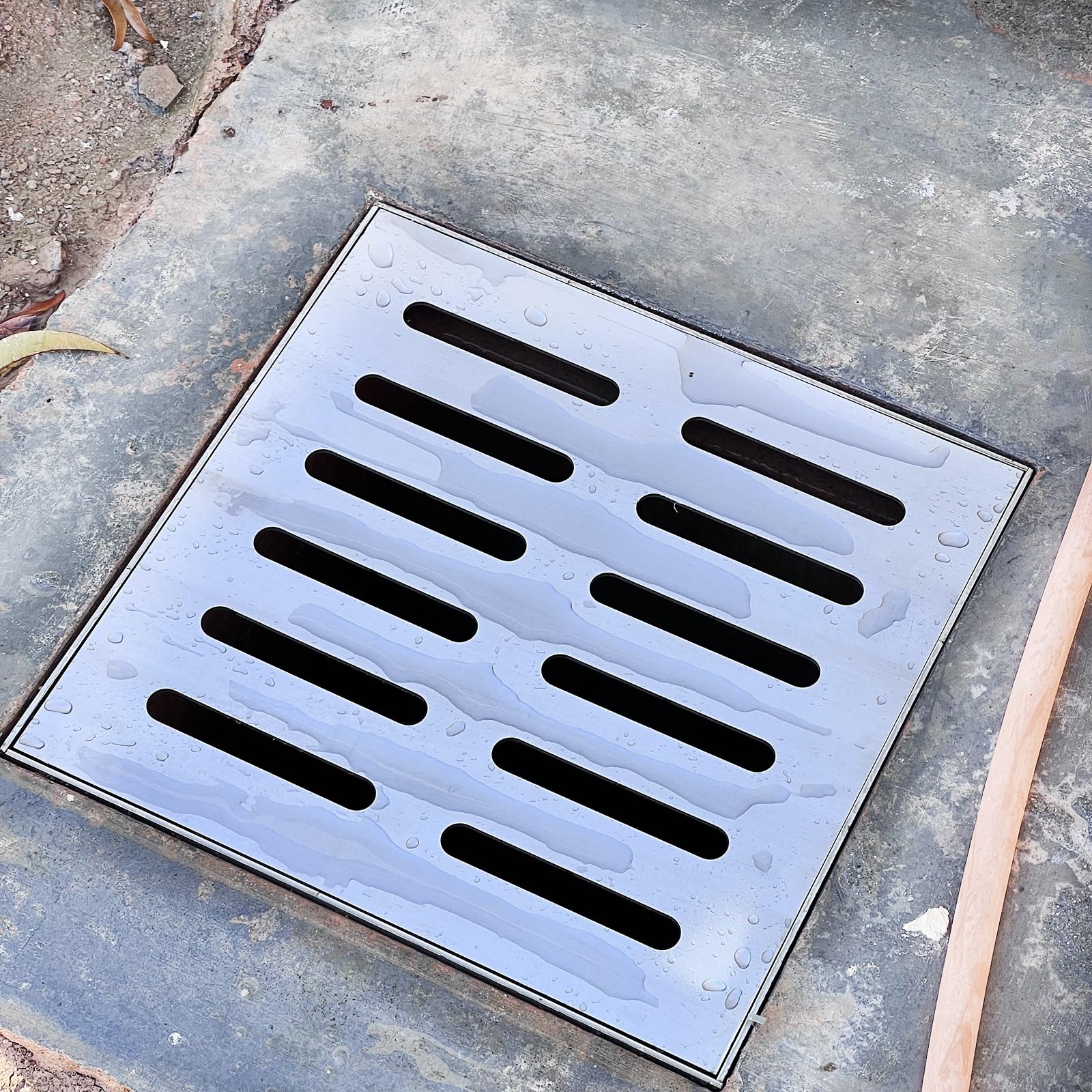 Canaletta Scolo Acqua Copertura per Trincea di Drenaggio in Acciaio Inossidabile, Griglia di Drenaggio per Pozzetto Quadrato con Telaio/Pozzetti per Cortile, Griglia per Acqua Piovana Lunga 10 20 30