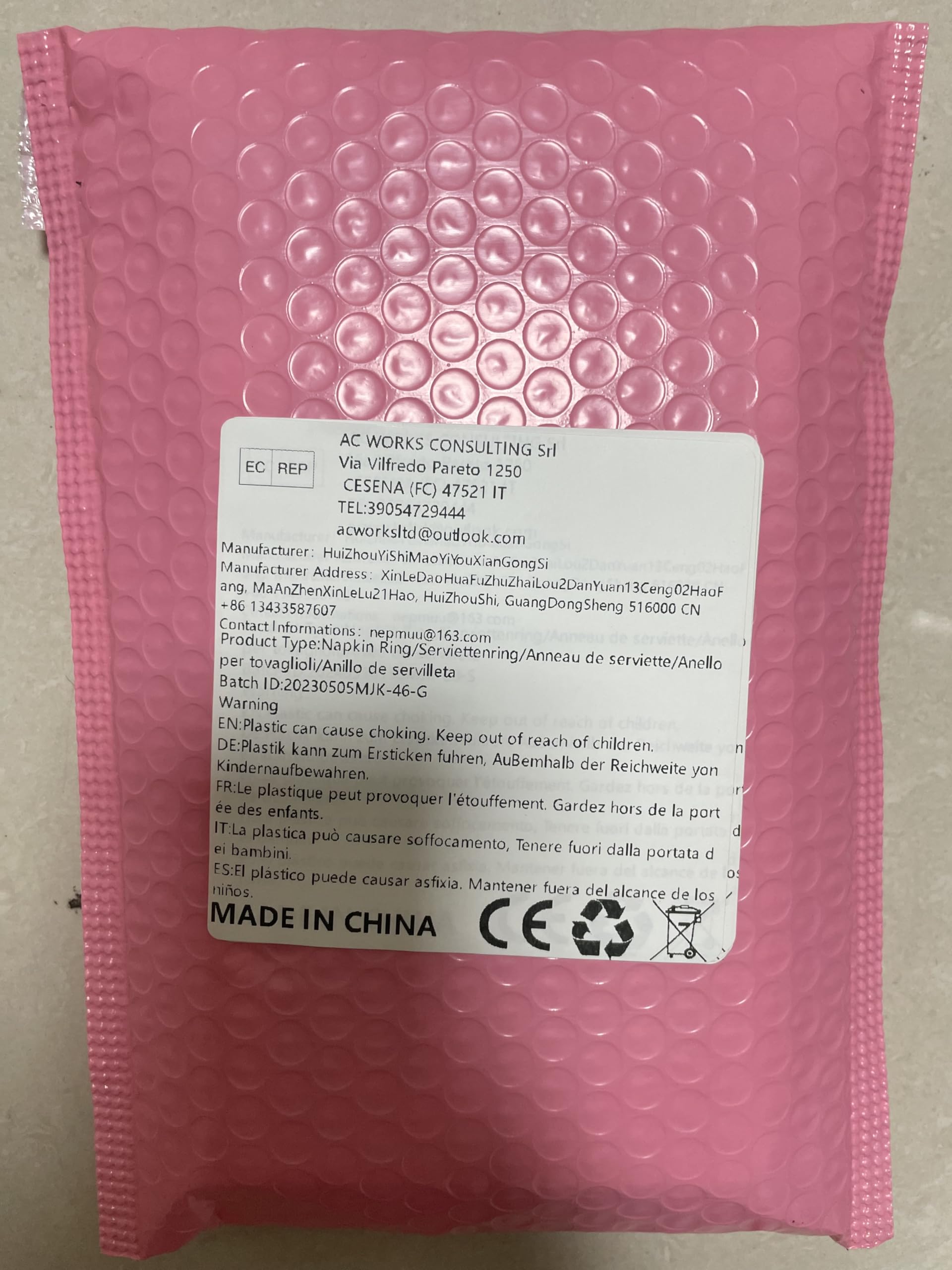 Lot de 100 Ronds de Serviette Anneau Papier de Serviette d'aluminium découpés au Laser pour décoration de Table de Mariage événements spéciaux et Services de Restauration (Doré)