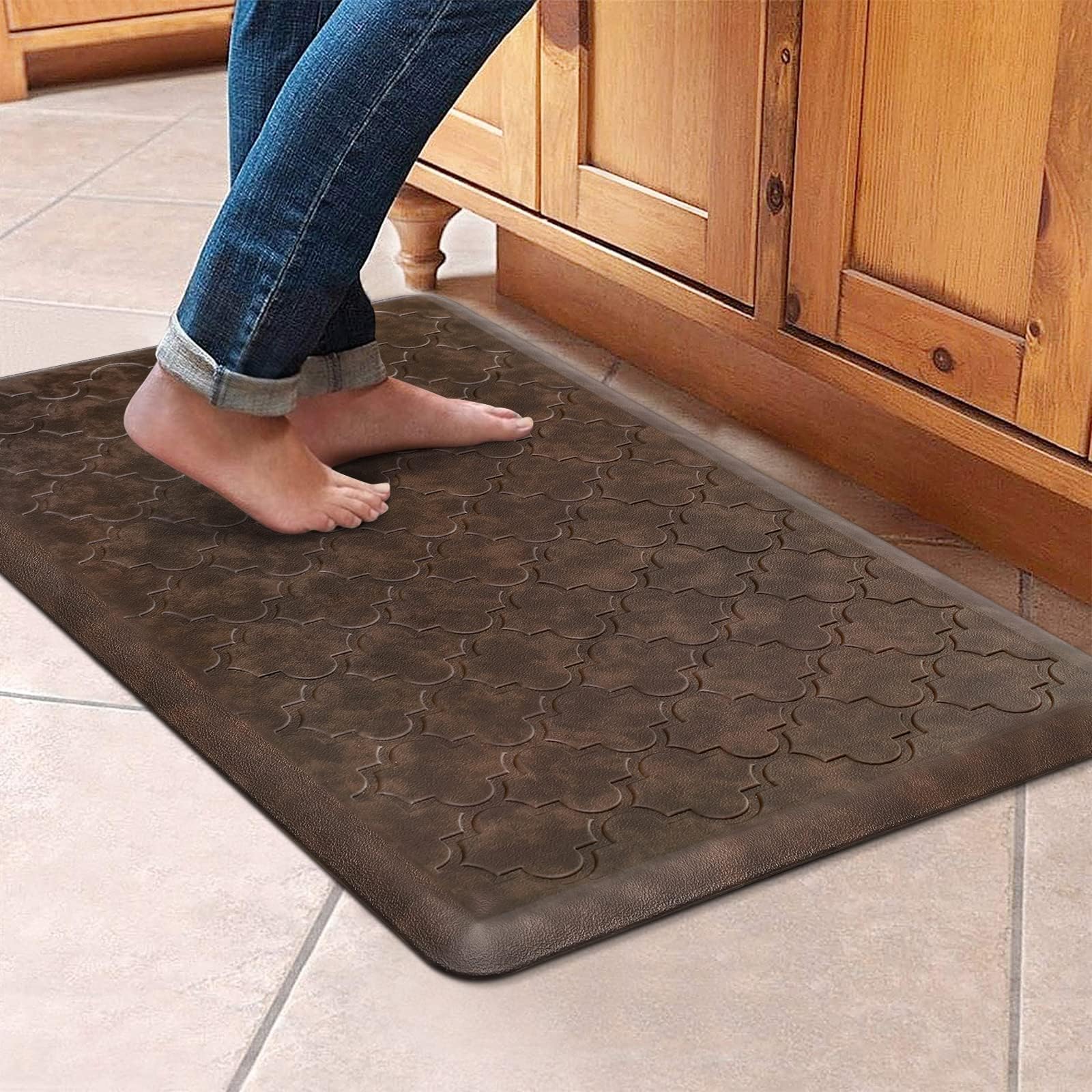 WISELIFE Kitchen Mat Cushioned Anti Fatigue Floor Mat,17.3"x28",Thick Non Slip Waterproof Kitchen Rugs and Mats,Heavy Duty PVC Foam Standing Mat for Kitchen,Floor,Home,Office,Desk,Sink,Laundry,Brown