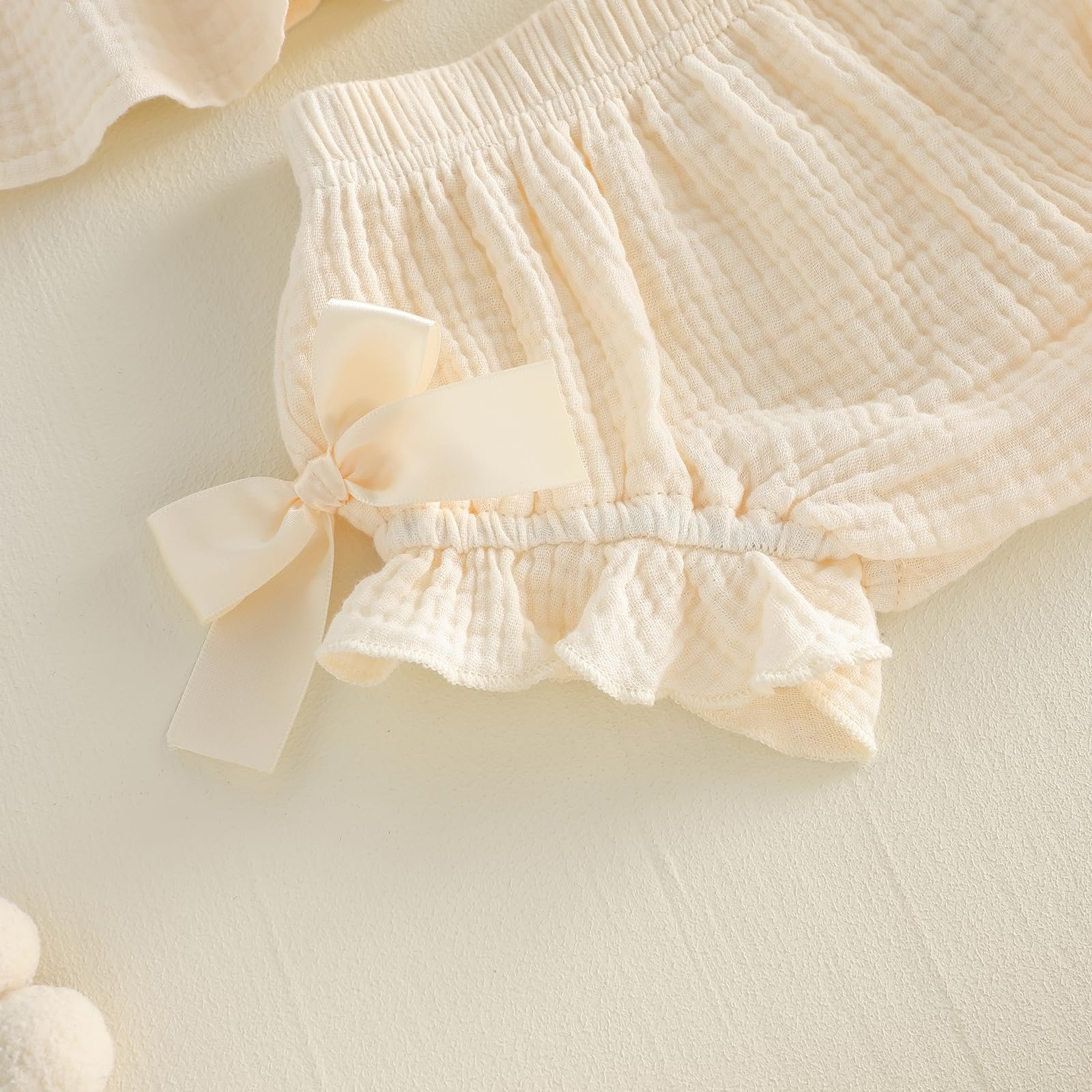 Carolilly Ensemble Bébé Fille Été 2 Pièces, Haut à Volant avec Fleurs et Culotte avec Nœuds, Tenue Florale (0-18 mois)