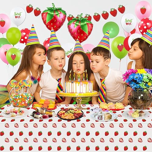 Miniatura 5 de Paquete de 4 manteles de fiesta de fresa, mantel de fresa para primer cumpleaños, mantel de plástico con diseño de fresas, suministros de fiesta de