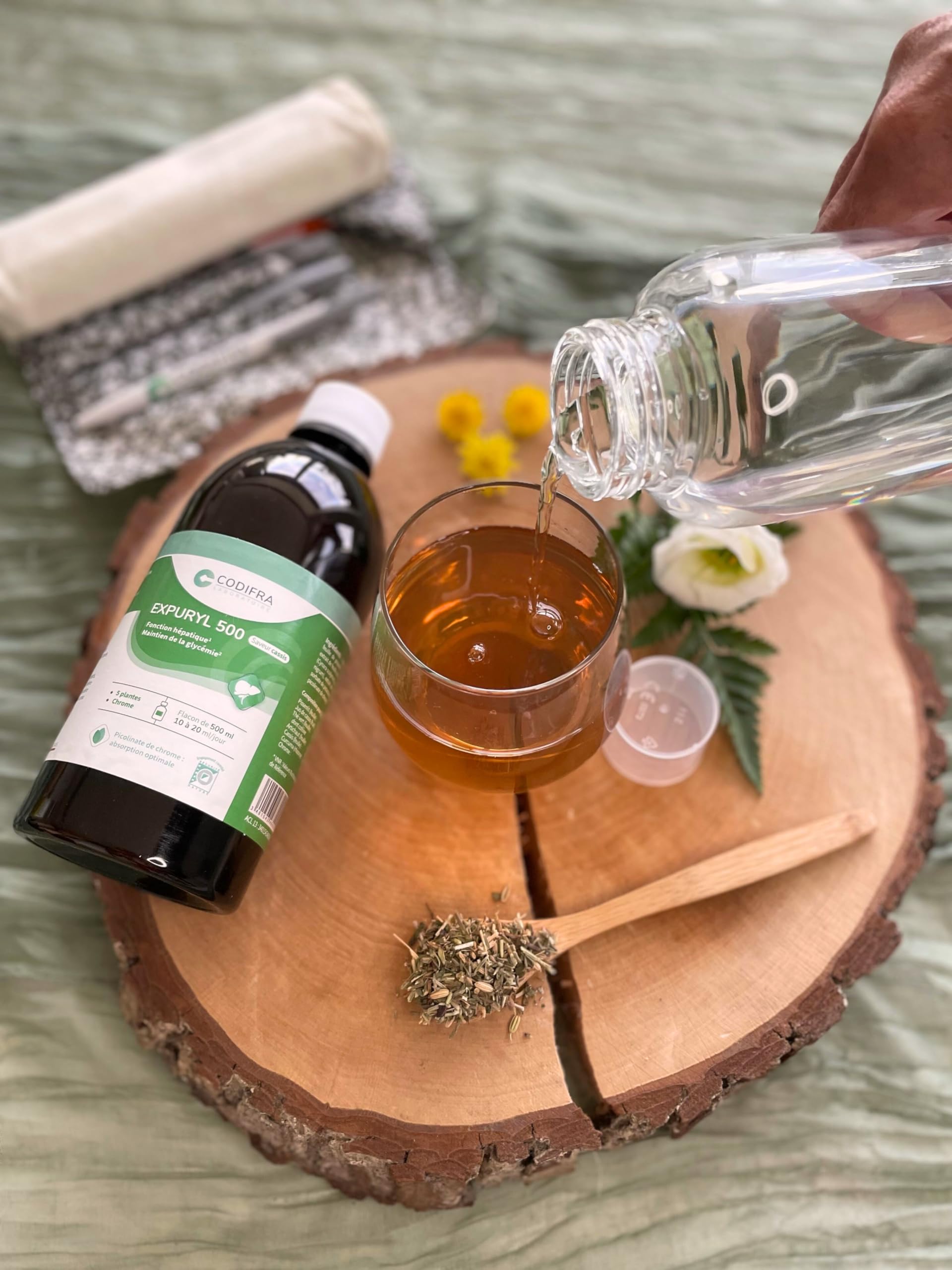 Codifra - Expuryl, Complément Alimentaire Confort Digestif, Phytodraineur et Détox Naturel - Artichaut, Pissenlit, Curcuma, Thé Vert, Chrome - Fabrication Française - Goût Cassis - 500 ml