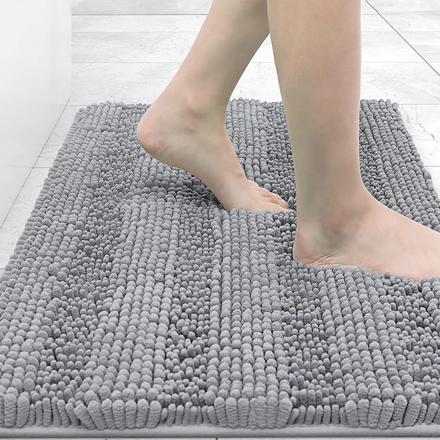 KRAMAZ Alfombra baño, Absorbente, Elegante, Ultra Suave, Alfombrilla baño, Chenille Microfibra, Antideslizante, Lavable a Maquina, Alfombra baño Secado Rapido. (60 x 40 cm, Gris Claro)