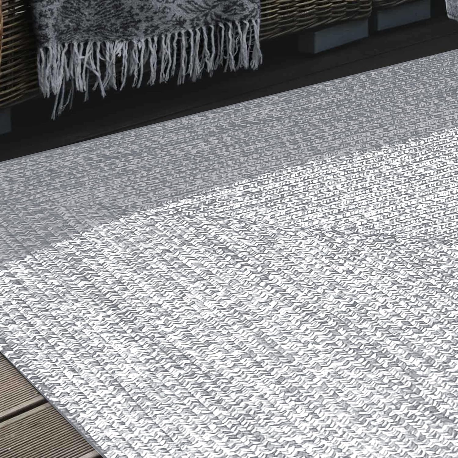 Superior Indoor Outdoor Braided Area Rug, Reversible Dual-Tone Home Floor Decor for Kitchen, Entryway, Patio, Front Porch, Deck, Modern, Boho, Farmhouse Style, 3' x 5', Slate/White