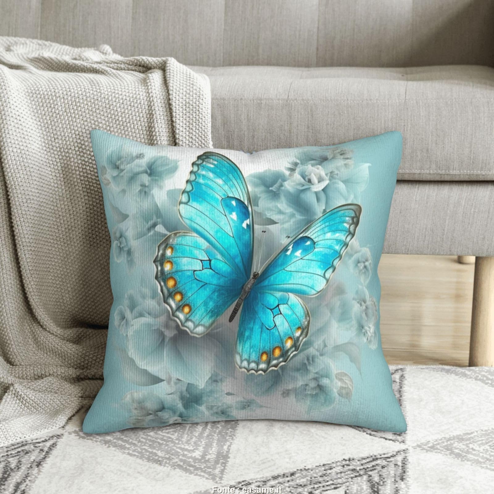 Housse de coussin en velours côtelé bleu ciel à imprimé papillons chic
