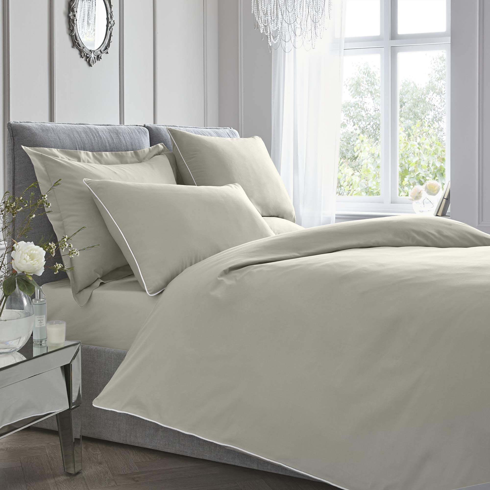 Appletree Silver Duvet Cover Set Double 200x200cm – 100% Cotton Hotel Bedding – 200 Thread Count – Soft Luxury Feel – Piped Edges – 2 Pillowcases – Elegant Silver Bed Linen
