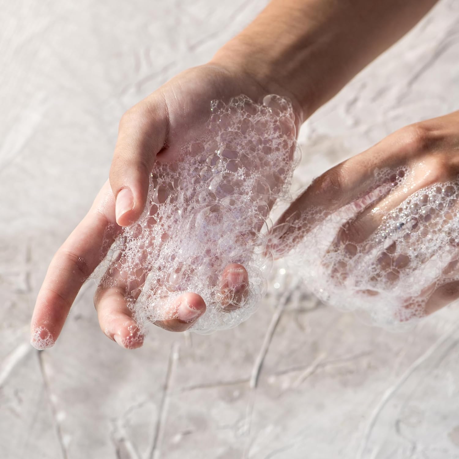 KORRES Pure Greek Olive Shower Gel Honey Pear Scent, Plant Based Foaming Body Cleanser with Olive Leaf Extract, Active Aloe & Wheat Proteins for Women & Men, Gentle Wash, Made in Greece, 8.45 Fl Oz - Image 3