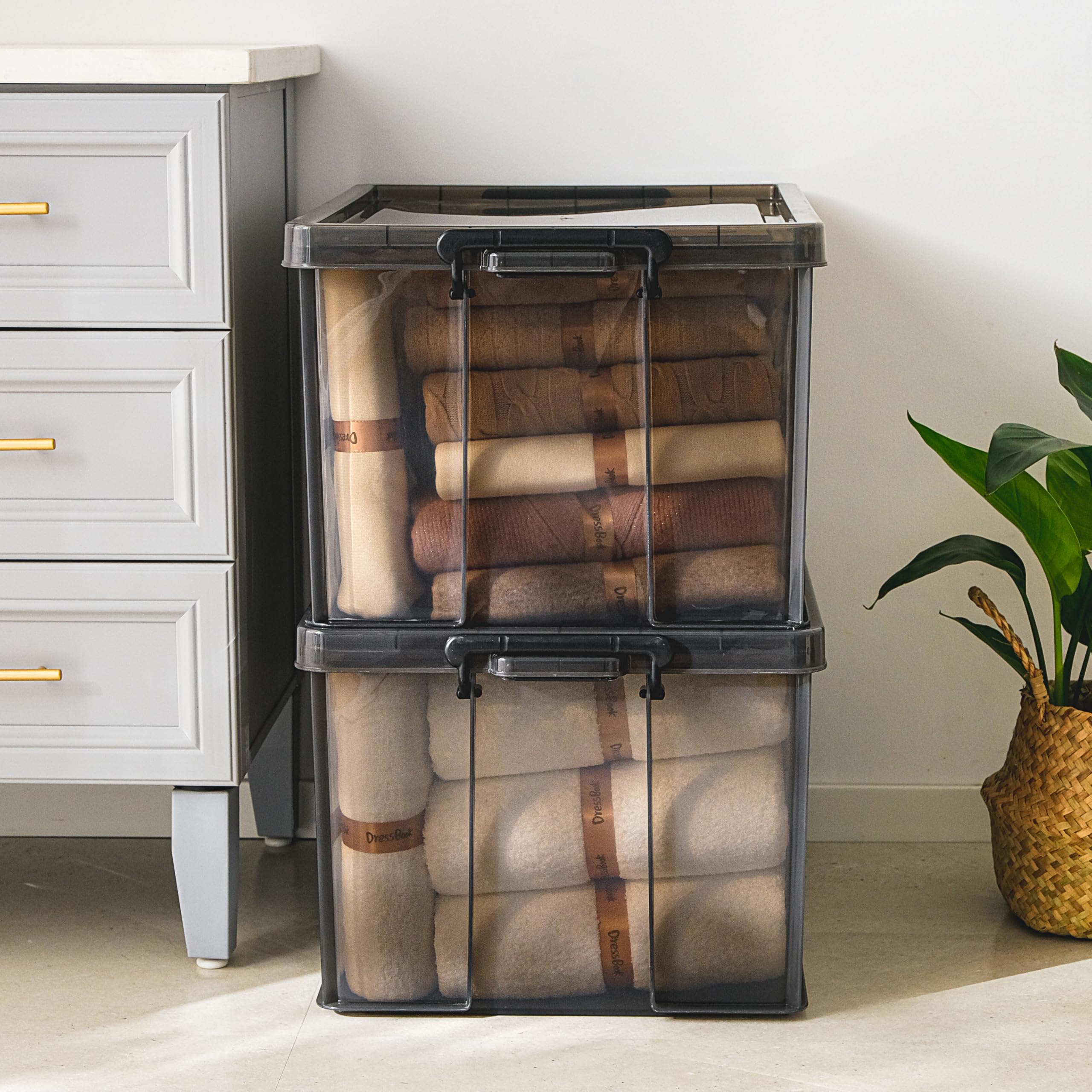 Cetomo 80L*3 Cajas de Almacenamiento, Cubo de Almacenamiento Plástico Apilable con Tapas, Contenedor de Alta Resistencia con Esquinas Reforzadas, Duradero, Negro Transparente, 80L-Conjunto de 3
