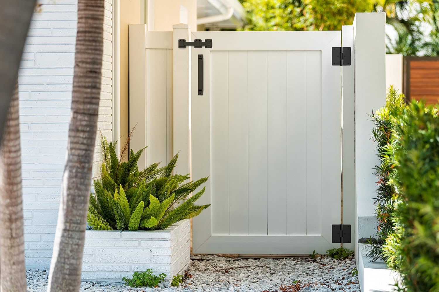 National Hardware N166-026 Modern Black Gate Kit