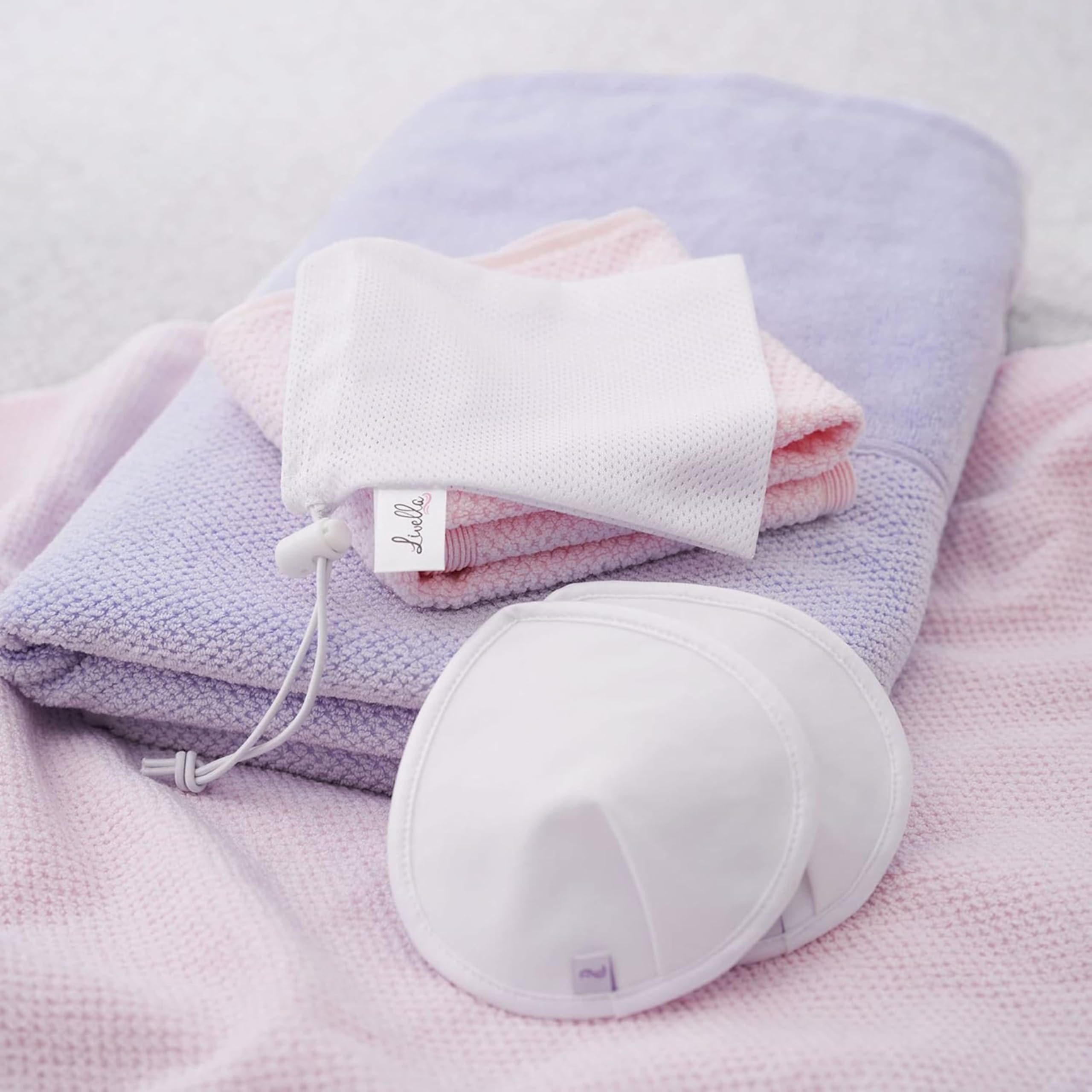 Livella | Coussinets d’Allaitement lavables (8 pcs) / Noyau Absorbant en Fibres Naturelles de Bambou/réutilisables/Filet à Linge Inclus