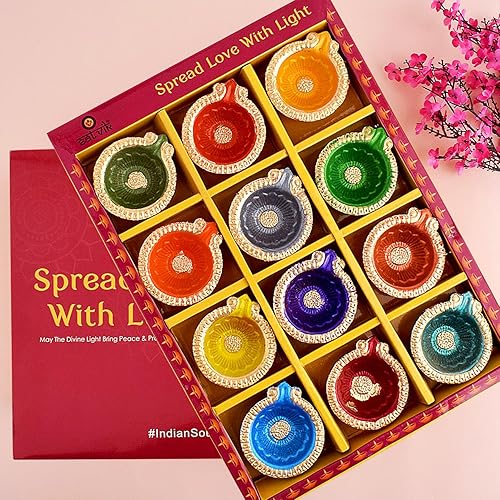 SATVIK - 12 piezas de arcilla multicolor Diya terracota Dia tradicional Puja Vilakku lámpara de aceite natural Mitti Diya luz de té de bienvenida