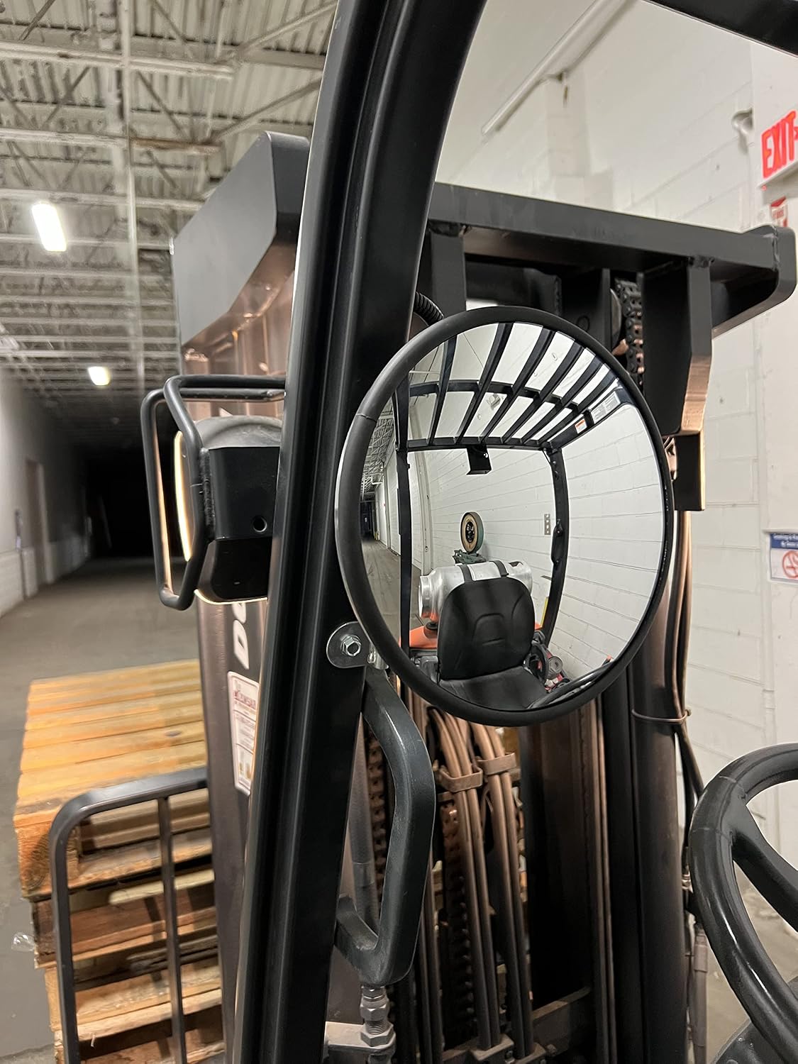 Maverick Advantage 8.5" Round Universal Forklift Spot Mirror