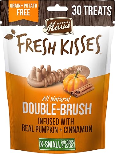 Merrick Fresh Kisses - Masticables dentales naturales, golosinas infundidas con calabaza y canela para perros pequeños, de 5 a 15 libras, bolsa de 9