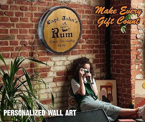 Vista 211 de THOUSAND OAKS BARREL CO. Personaliza el letrero de un cuarto de barril con cócteles de gato negro, barril de vino hecho de madera de roble de alta