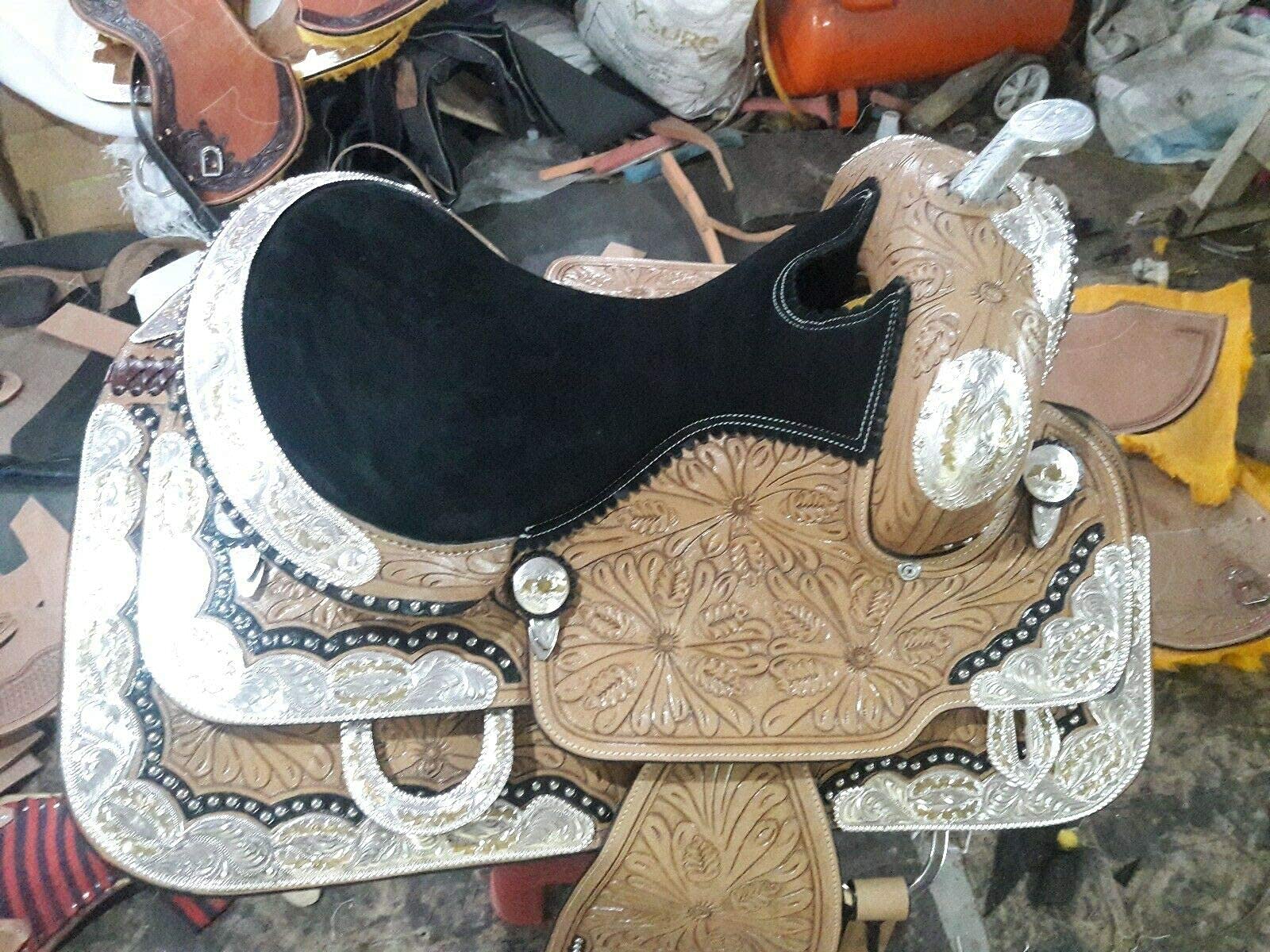 Equestrian Universe Western Sella Completamente Show con Silver Corner Canchos (Beige)