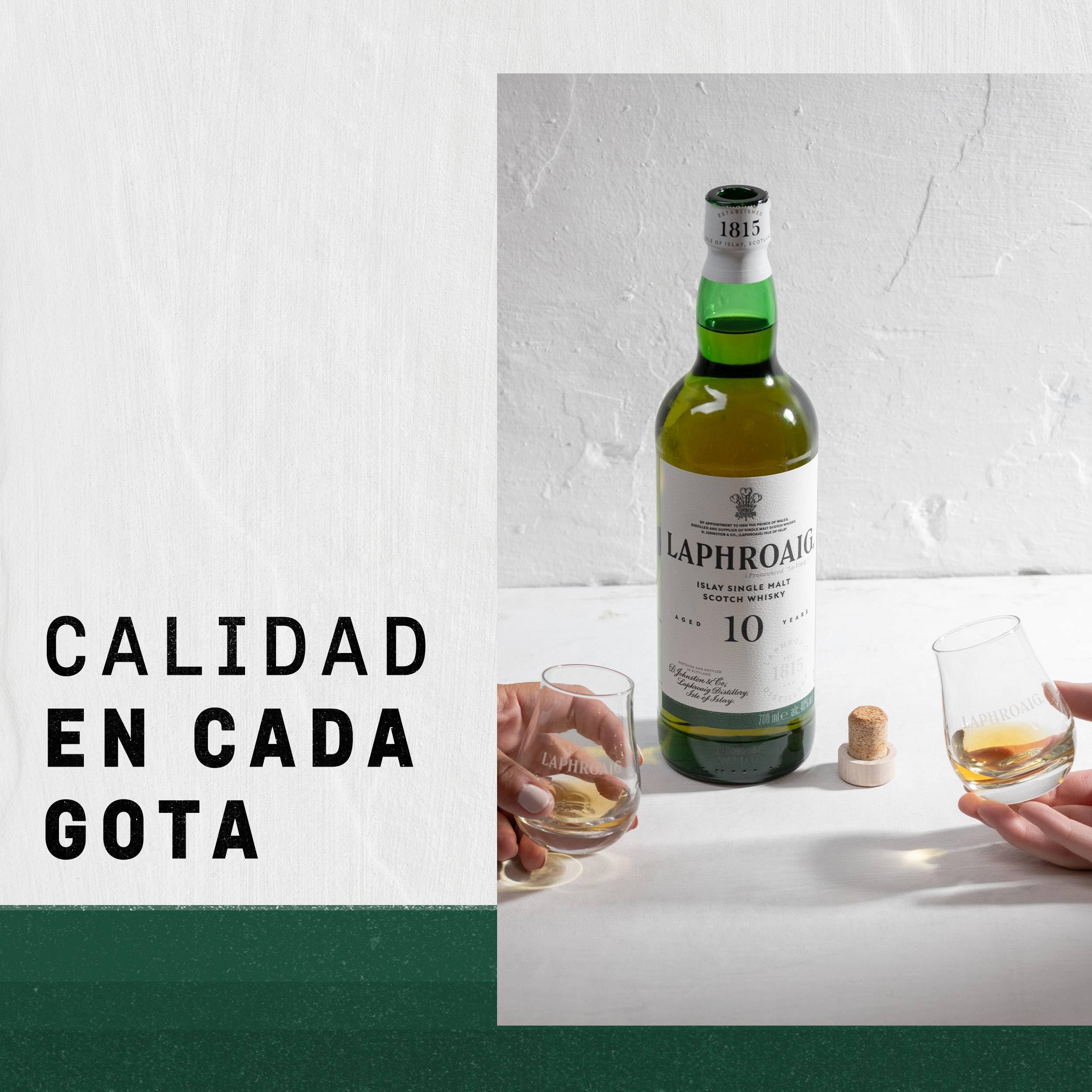 Laphroaig 10 Años Single Malt Escoces Peated Whisky Escoces, 40% - 700 ml
