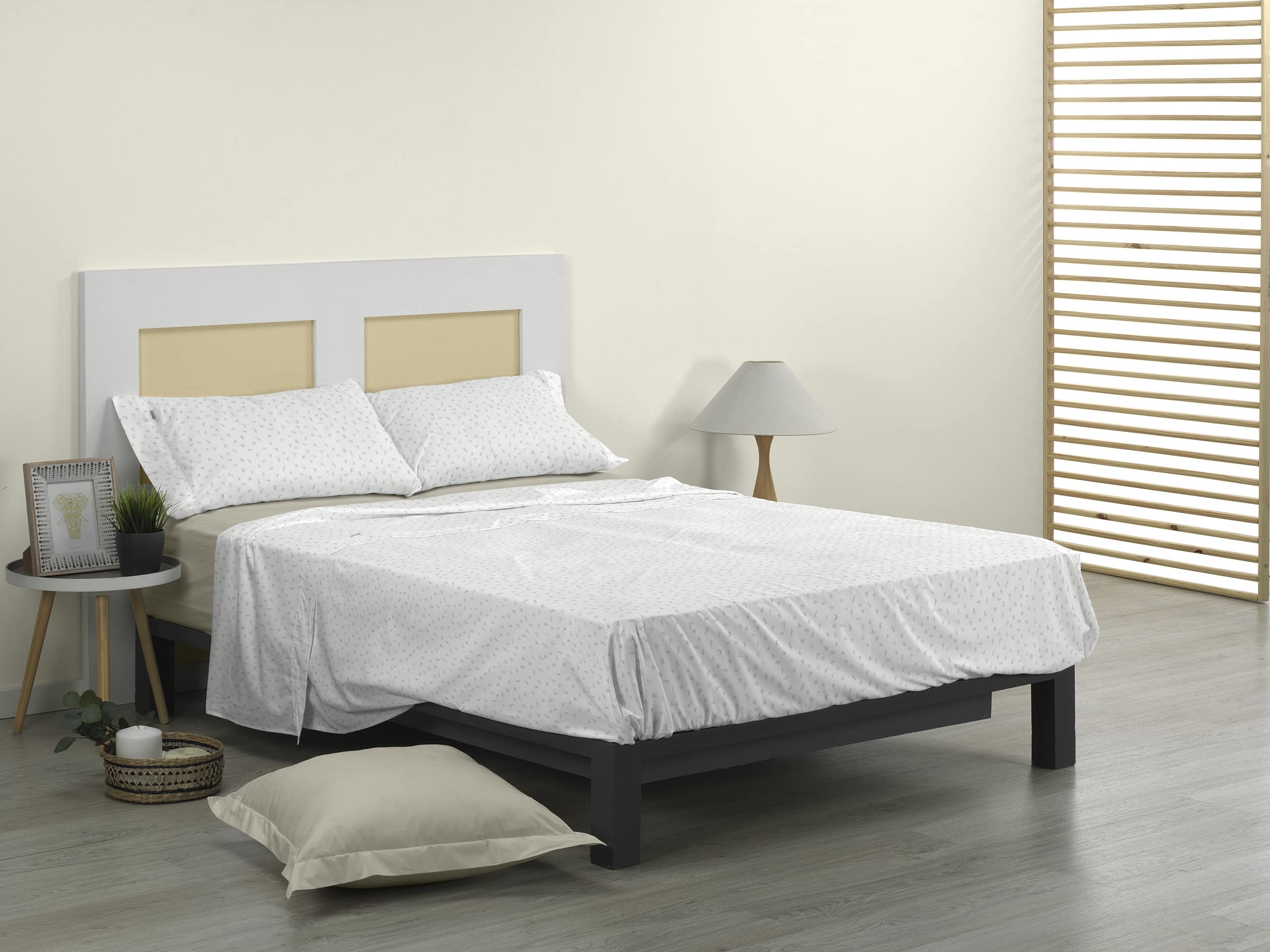 Juego de sábanas Iber color piedra. Cama de 180 cm. 4 piezas