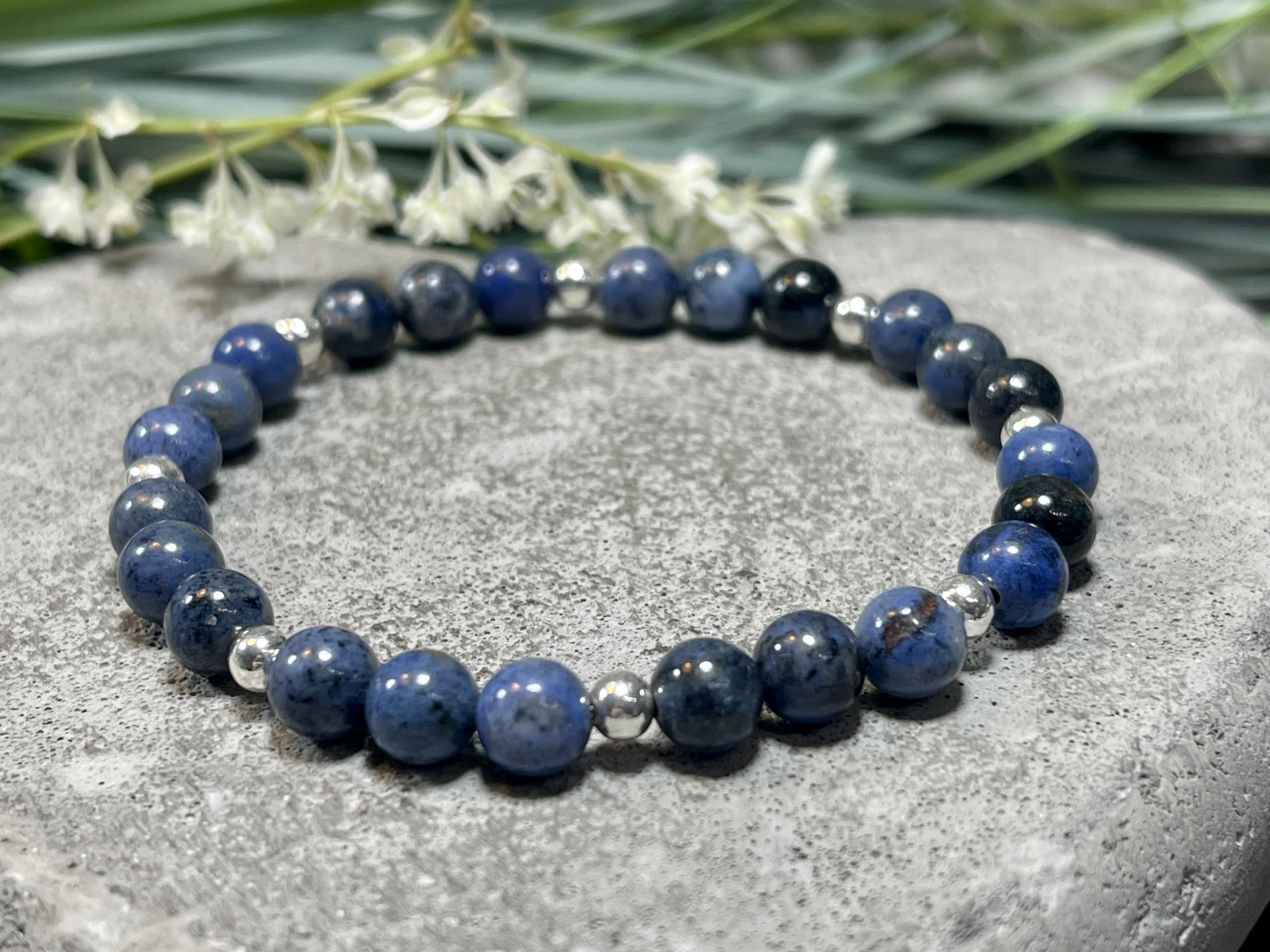 Dumortierit Armband Perlen echt 6mm mit Edelstahlperlen 4mm Silber Gold Roségold oder Ionisiert - Handmade Perlenarmband Mut Geduld Zuversicht - Spiritueller Schmuck Unisex