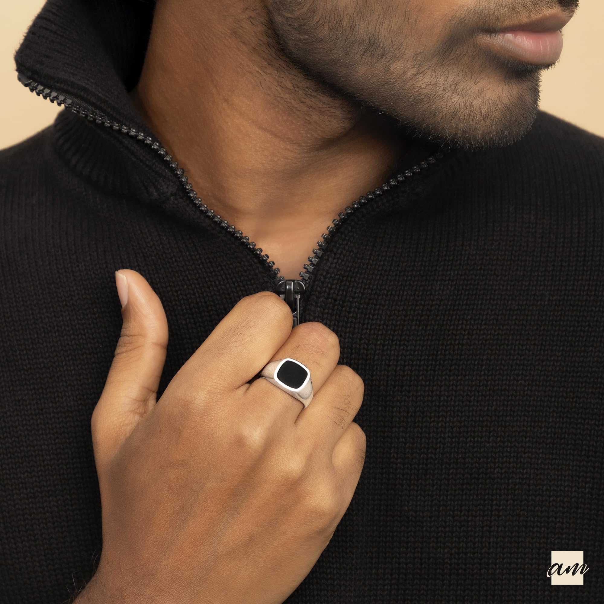 Amberta Anello per Uomo con Onice in Argento Sterling 925 | Anello da Mignolo per Uomo | Anello Uomo Nero | Anello Chevalier Uomo