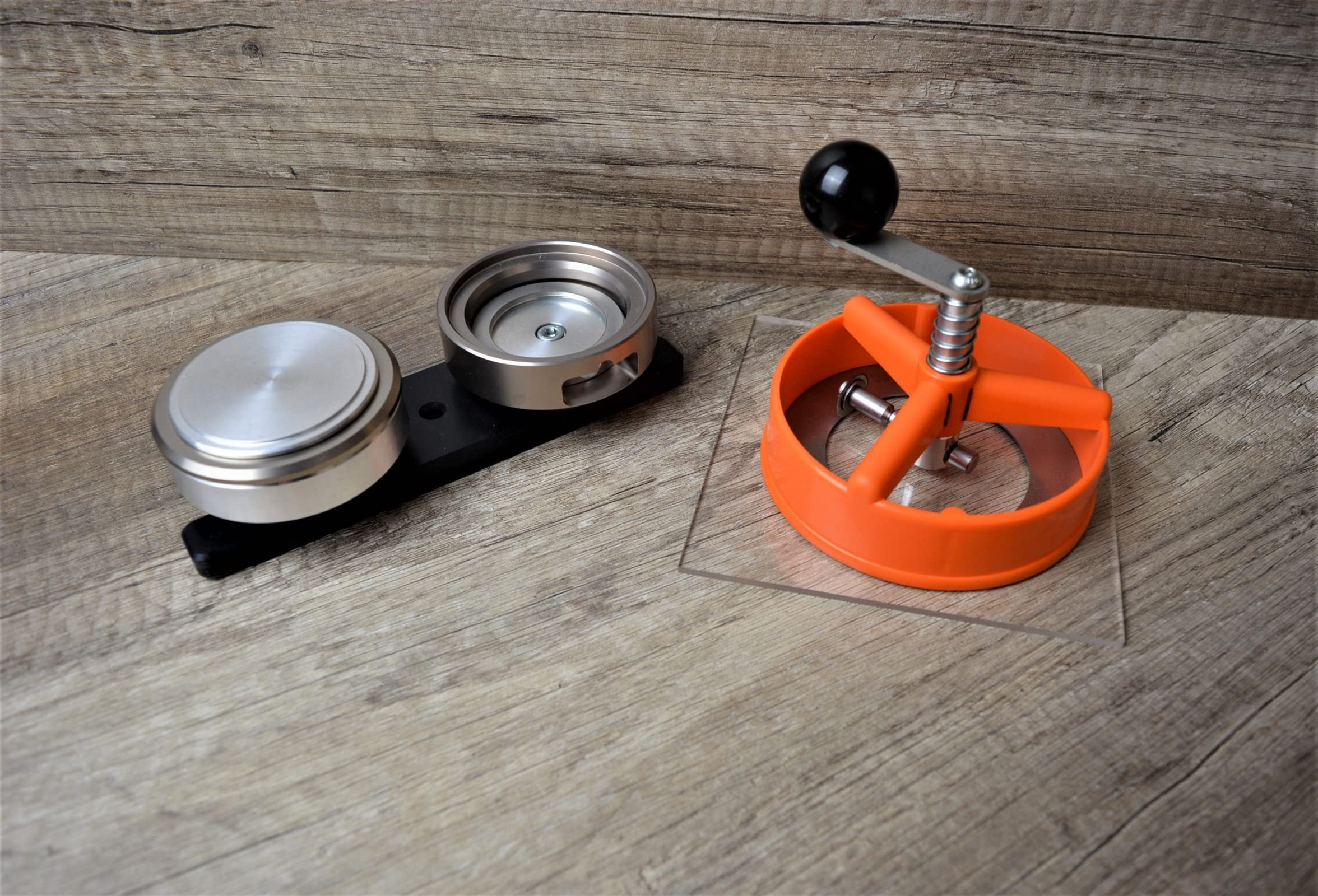58mm Micro Badge Maker Kit con - 250 componentes de metal - cortador de círculo - troquel intercambiable | 38mm | 45mm | 58mm | Máquina de metal sólido de la insignia