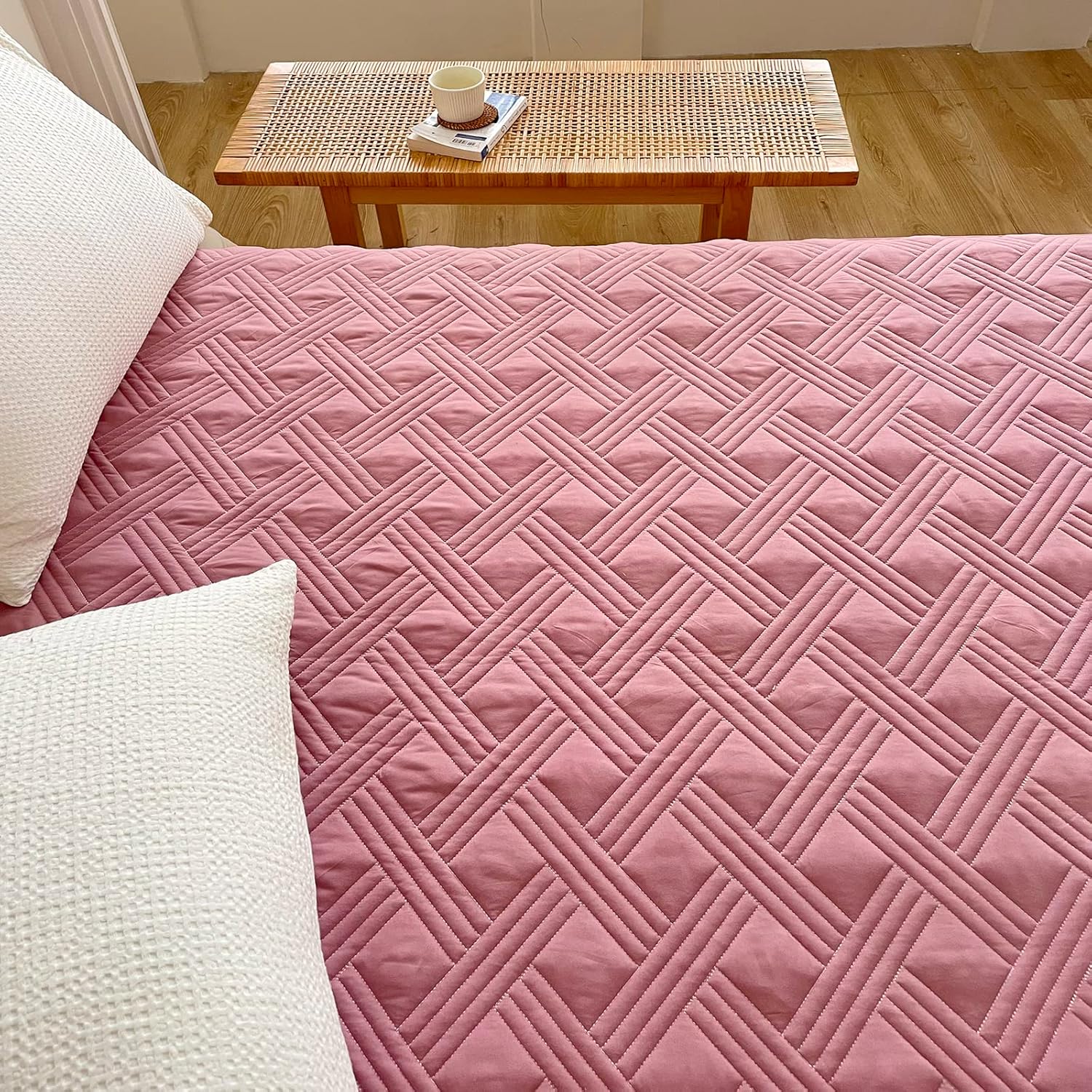 ZIQINPSQ Solid Thicken Fitted Sheet,Breathable and Soft Fit and Quilted Mattress Pad, Deep Pocket for 6-18 inches, Non-Slip and Noiseless (Old Rose, Twin)