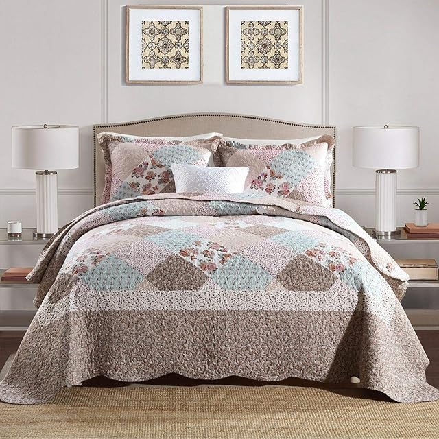 Qucover Quilted Bedspreads, Reversible Quilted Throws King Size, Lightweight Microfiber Mixed Khaki Brown Colors Floral Patchwork Bedspread with Pillow Shams, Brown Coverlet King Size 230x250cm
