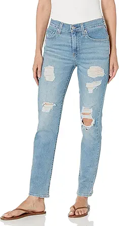 Levi's Women's 724 High Rise Straight Jeans (Also Available in Plus)