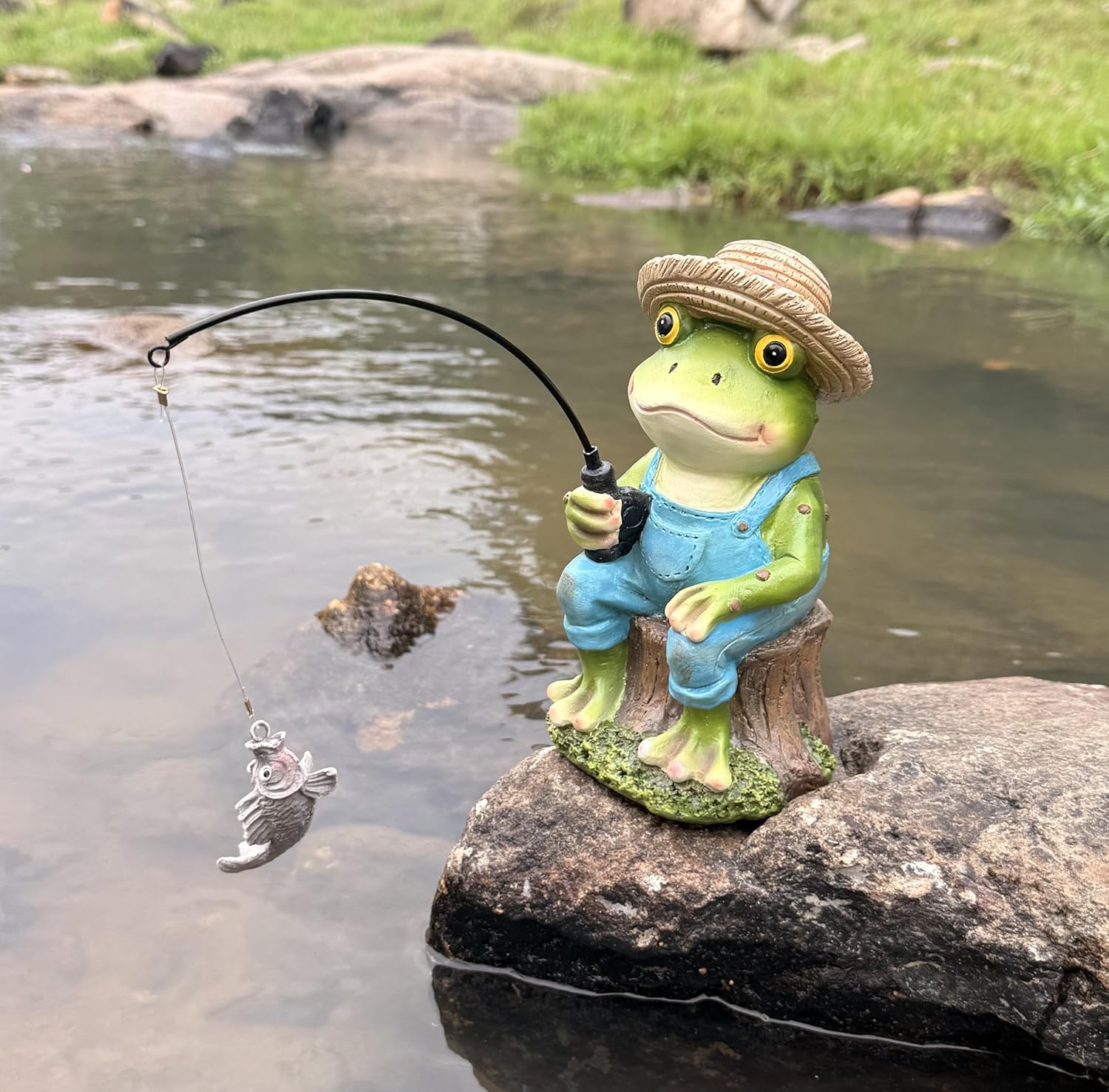 coolboy Garden Pond Frog Outdoor Statue,Animal Decorations for Yard Fishing Statue & Figurines Outdoor Garden Decor,Fishing Frog Sculpture for Waterfalls or Koi Pond Decor,Gifts for Fishing Lovers