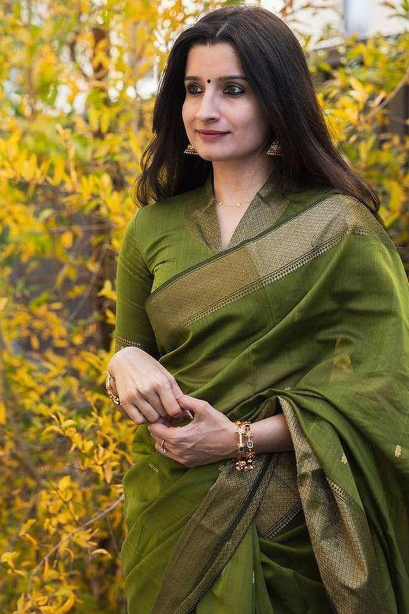 SGF11 Women's Kanjivaram Soft Cotton Linen Silk Saree With Blouse Piece product image 6