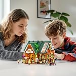 Funwhole Farm-Store Lighting Building Bricks Set - Farm Shop LED Light Construction Building Model Set 1523 Pcs for Adults and Teen