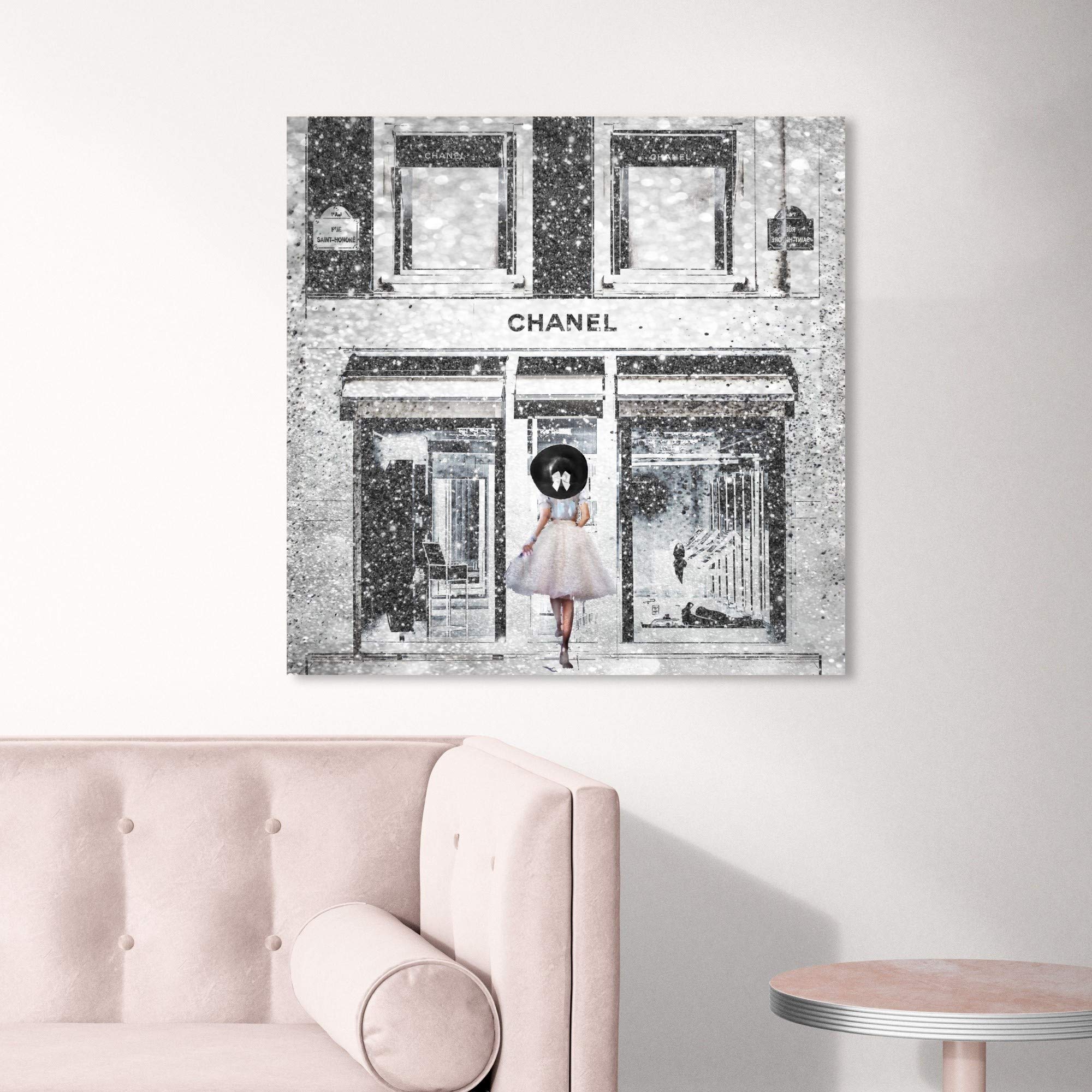 Oliver Gal CHANEL シャネルQueen of the Store Amazon.com: Oliver Gal 'Queen of The Store' The Fashion Wall Art