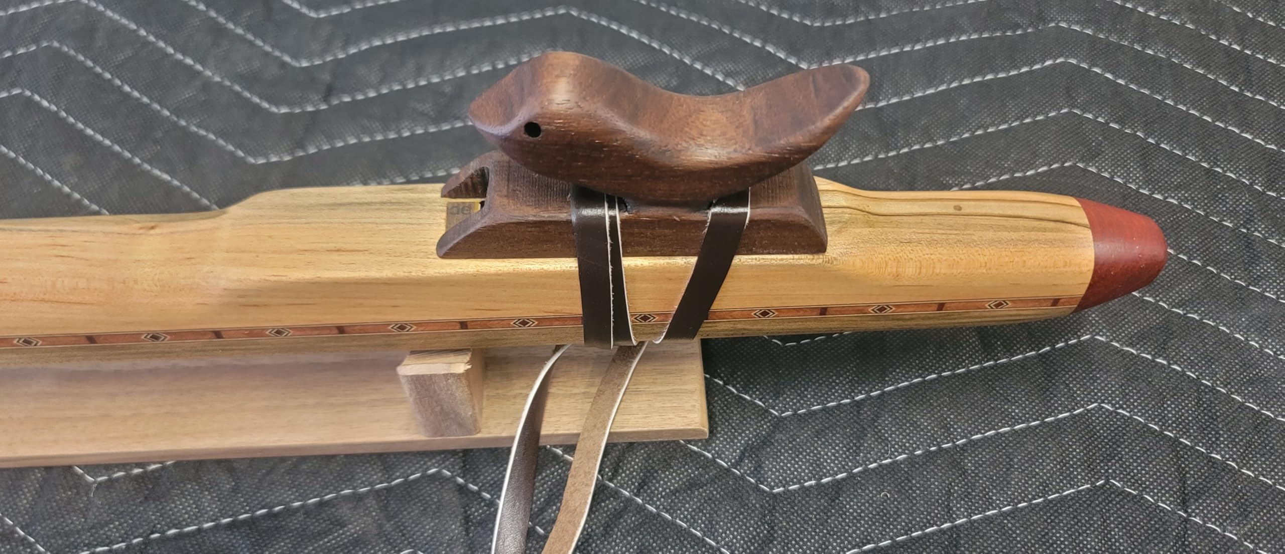 Native American Flute spaulted maple Wood key of D - sounds incredible