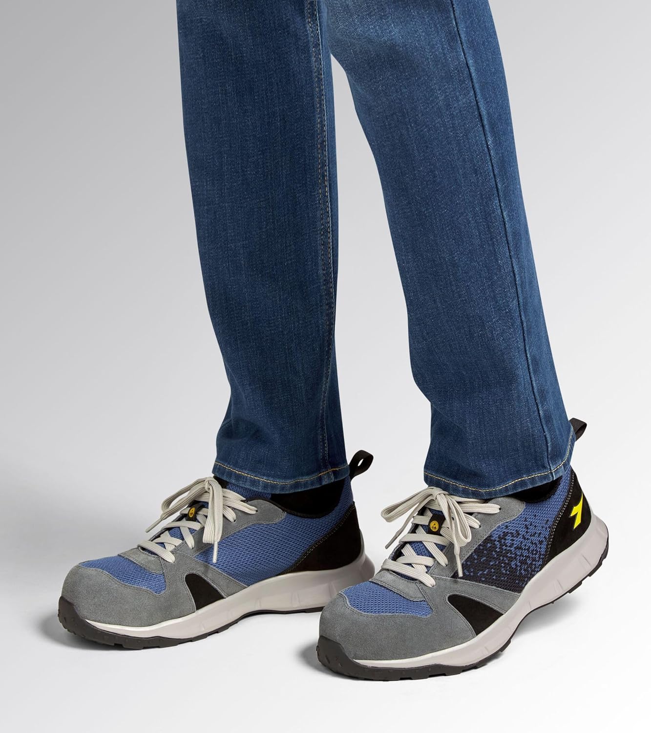 LARnmern 軽量の鋼のつま先の安全靴 滑り止め 作業靴 LARnmern 軽量の