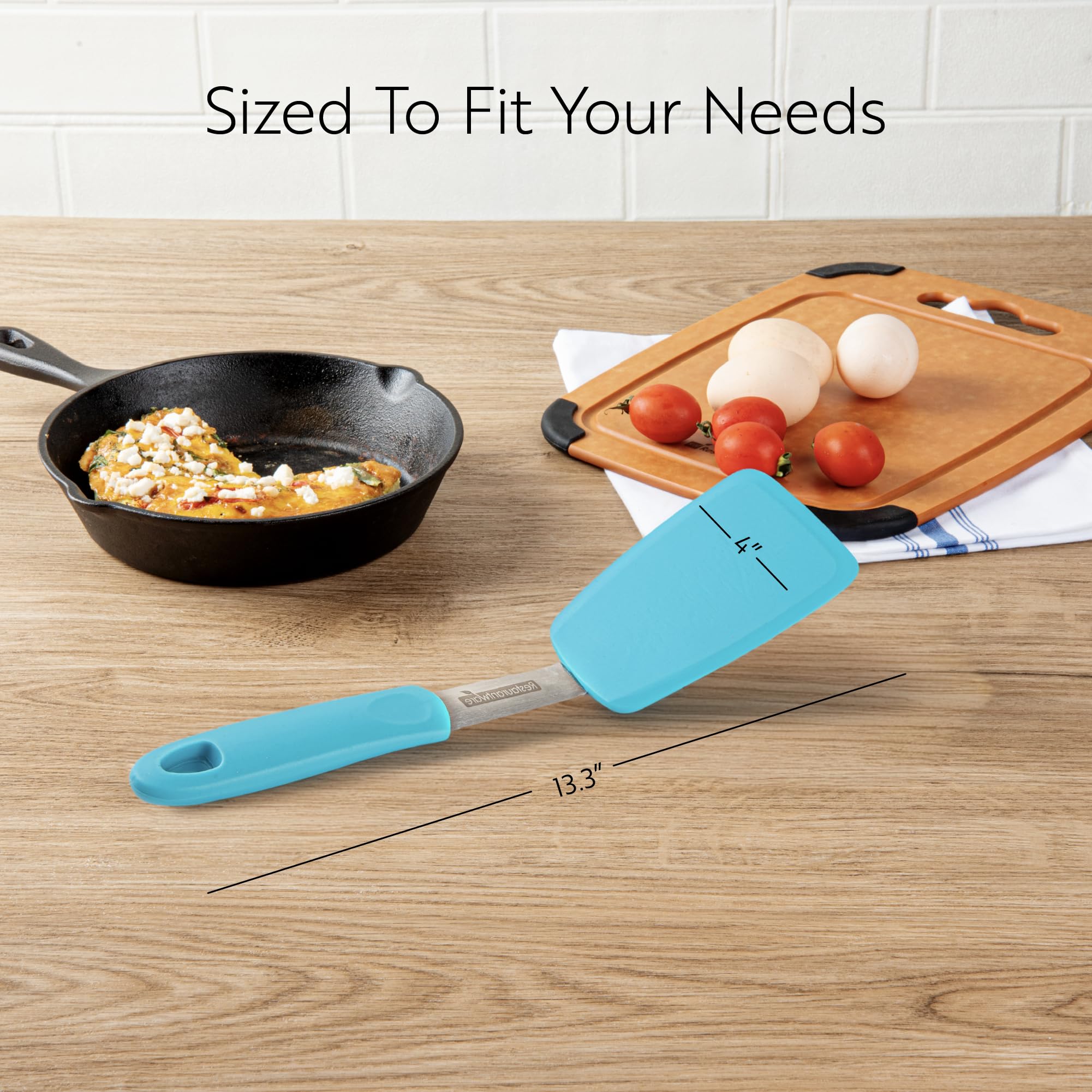 Restaurantware - Comfy Grip - Volteador de silicona de 13.3 x 4 pulgadas, 1 volteador de cocina duradero, cuerpo de acero inoxidable, mango de goma, espátula de silicona turquesa, tolera hasta 446 F,