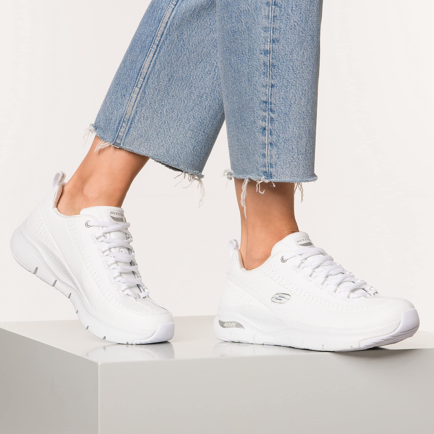 Skechers Mujer Arch Fit Metro Skyline Trainers
