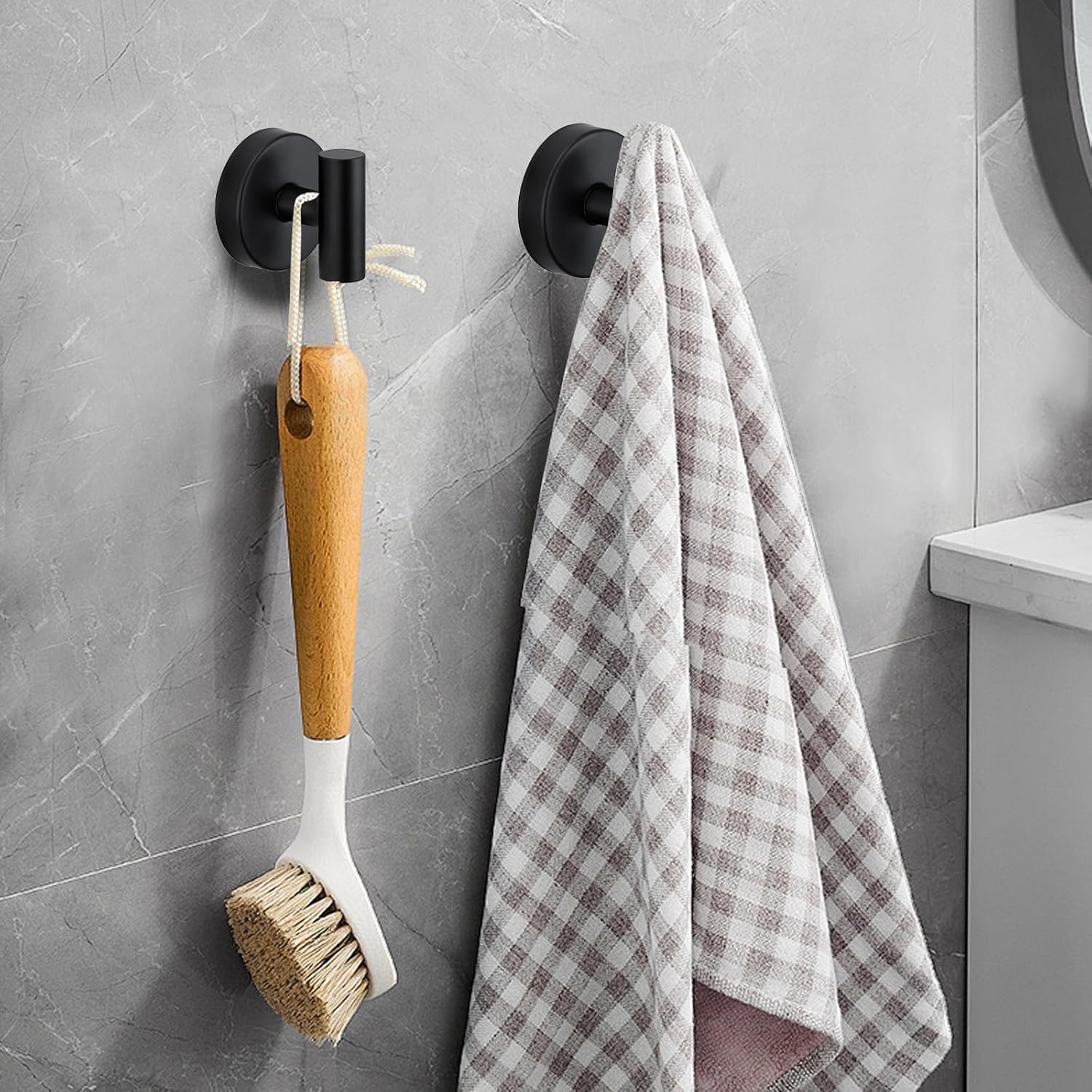 Suction Cup Hooks for Shower, 2 Pack Towel Hook for Bathroom Wall, No-Drill Wall Hanger for Kitchen, Glass, Mirror, Tile to Hang Towels,Robes,Loofah(Black)