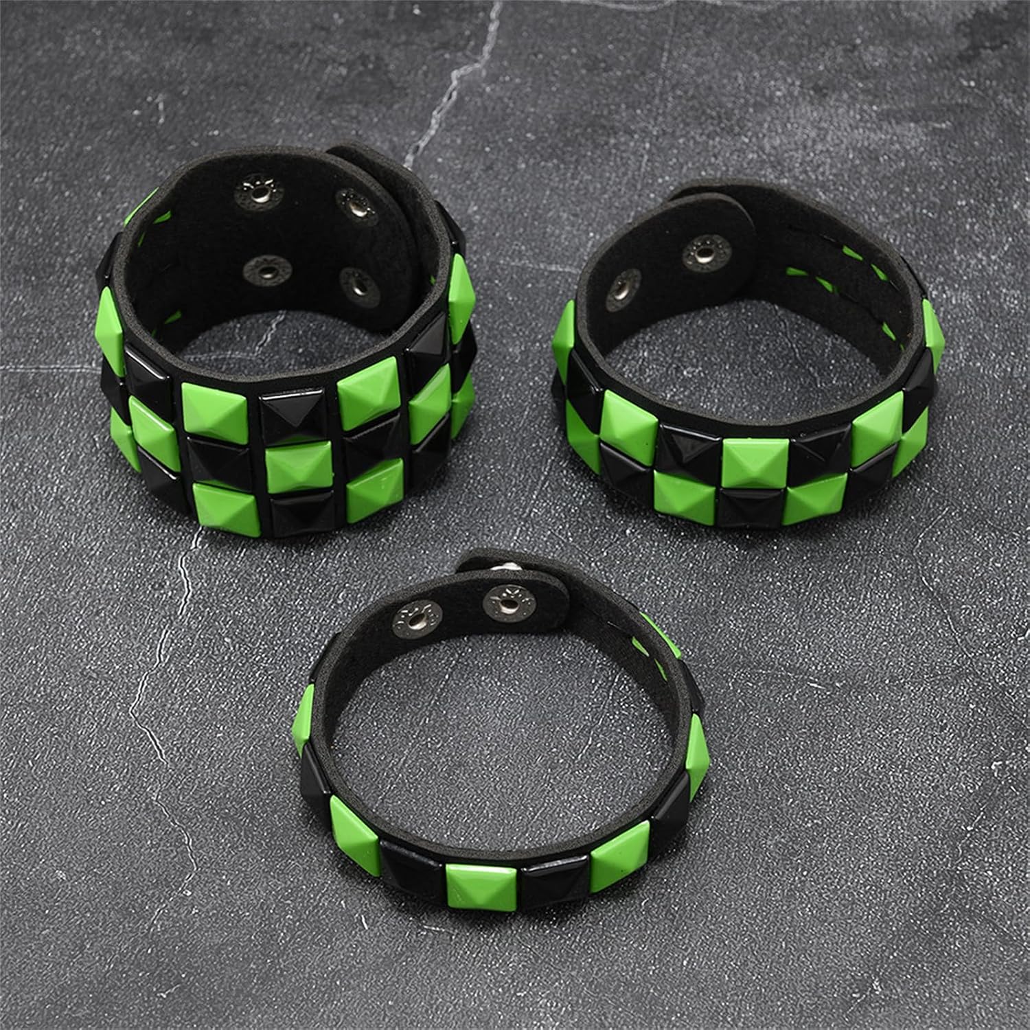 Dreuyet 3 Piece Checkered Leather Bracelet Set Black White PU Wristband Adjustable Gothic Punk Style Halloween Accessories for Men Women