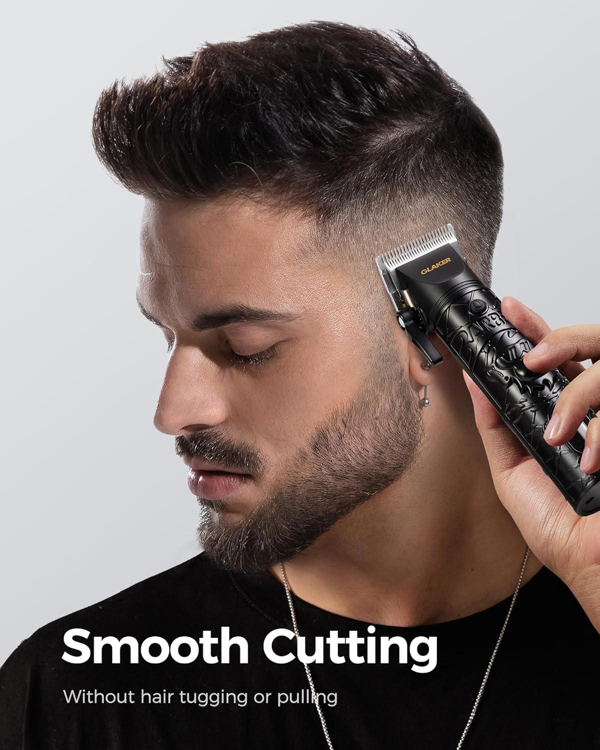 Man using GLAKER hair clipper for a smooth, snag-free haircut.