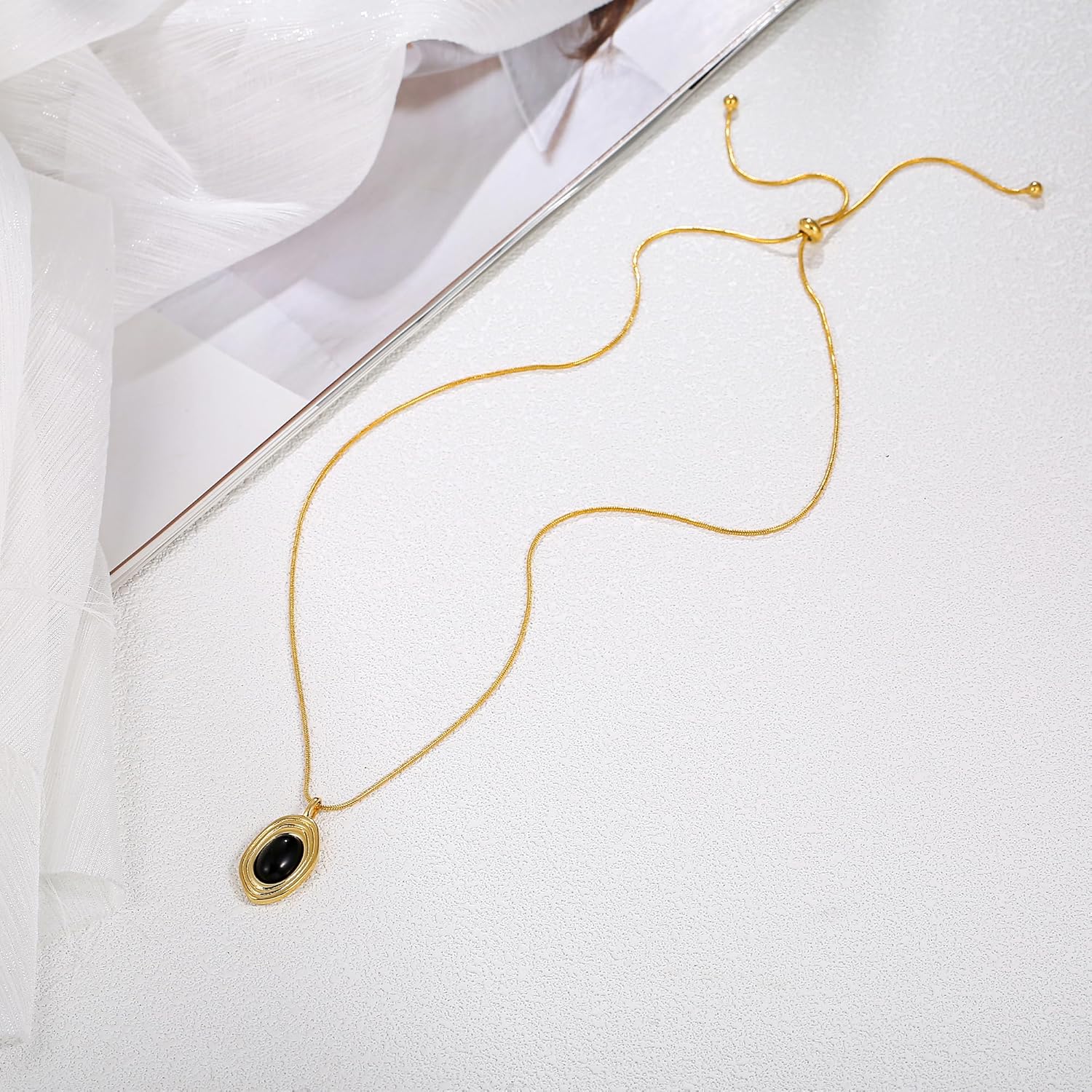 Black And Gold Pendant Necklace for Women Black Stone Necklace Two Tone Jewelry Fashion Accessories - Image 3