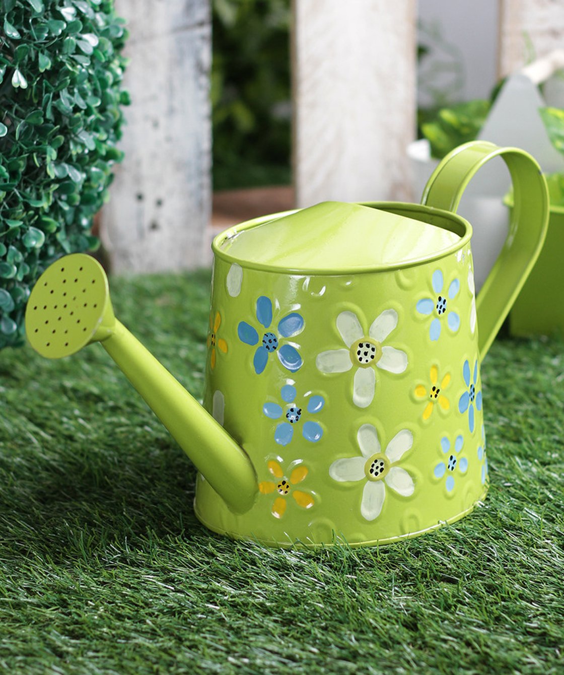 Handpainted Watering Can Green (B00LVTV6WA) Amazon Price History, Amazon Price Tracker