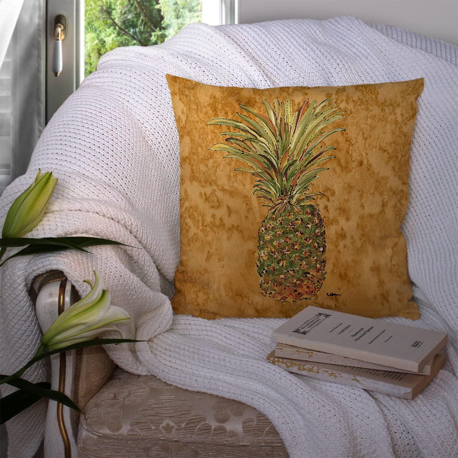 Caroline's Treasures 8654PW1414 Pineapple Fabric Decorative Pillow Machine Washable, Indoor Outdoor Decorative Pillow for Couch, Bed or Patio, 14Hx14W