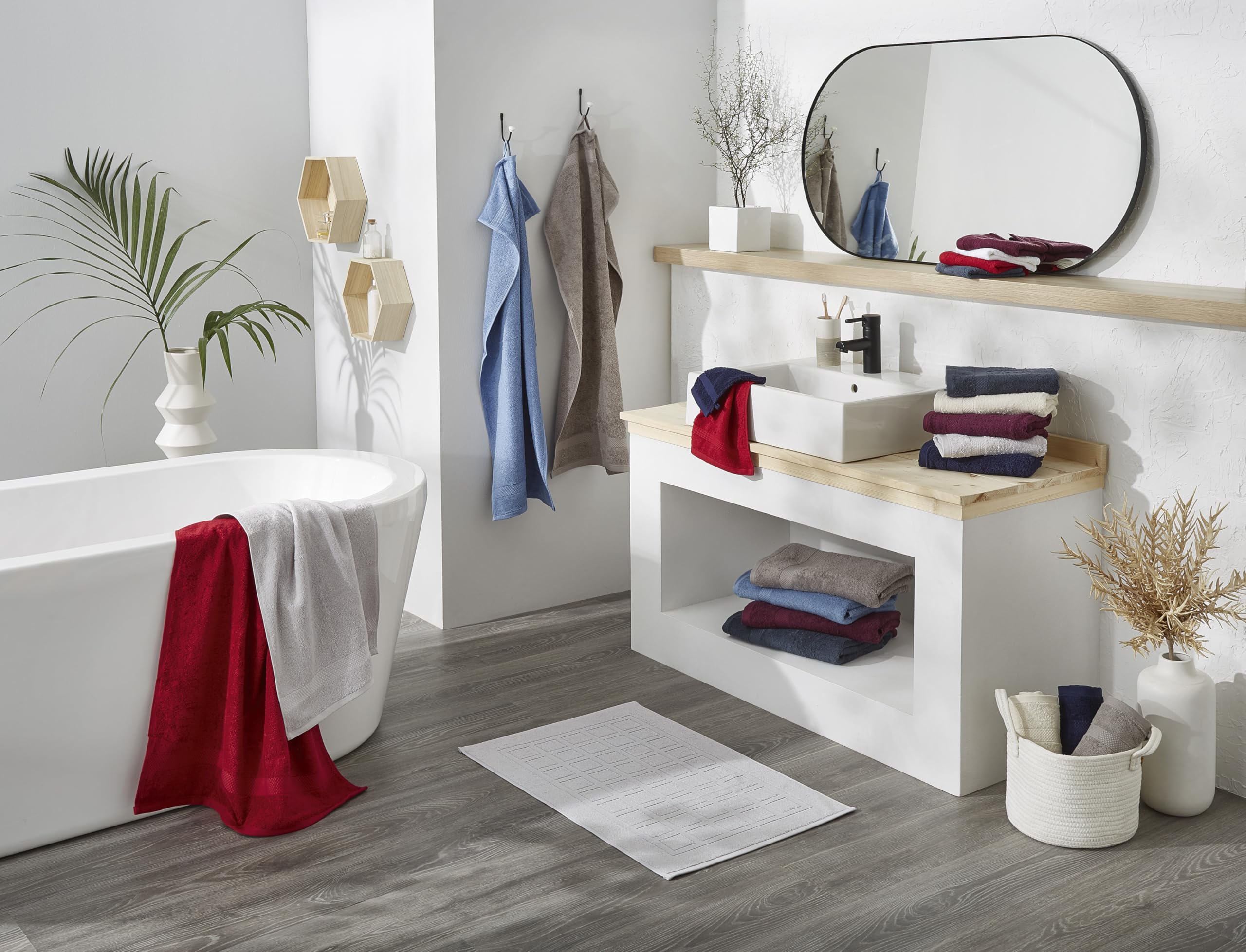 GOTS Bamboo Shower Towel