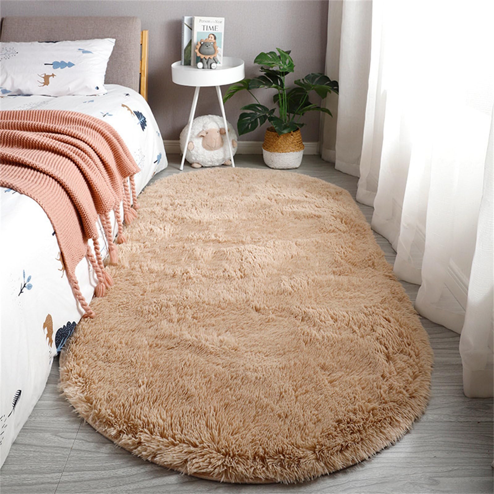 Tapis ovale camel 80x200 cm en fausse fourrure douce pour chambre