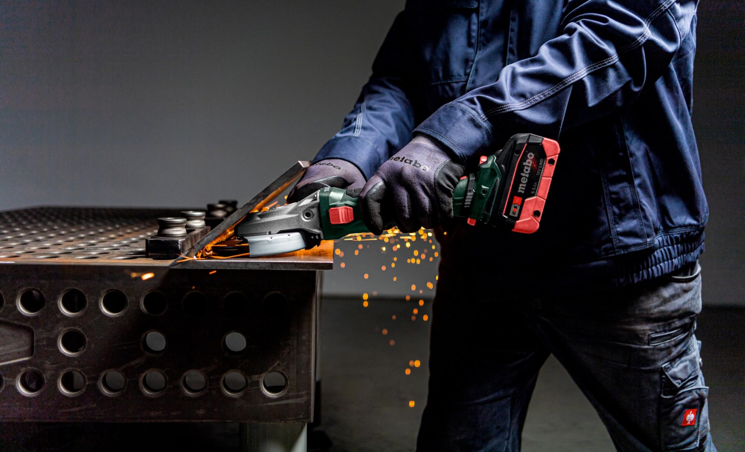 metabo WVBF 18 LTX BL 15-125 Quick, Amoladora de Cabeza Plana 18V, 125 mm | Sin batería ni cargador, motor sin escobillas 1500W, para ángulos de 43°, en metaBOX, compatible con sistema CAS de 18 V